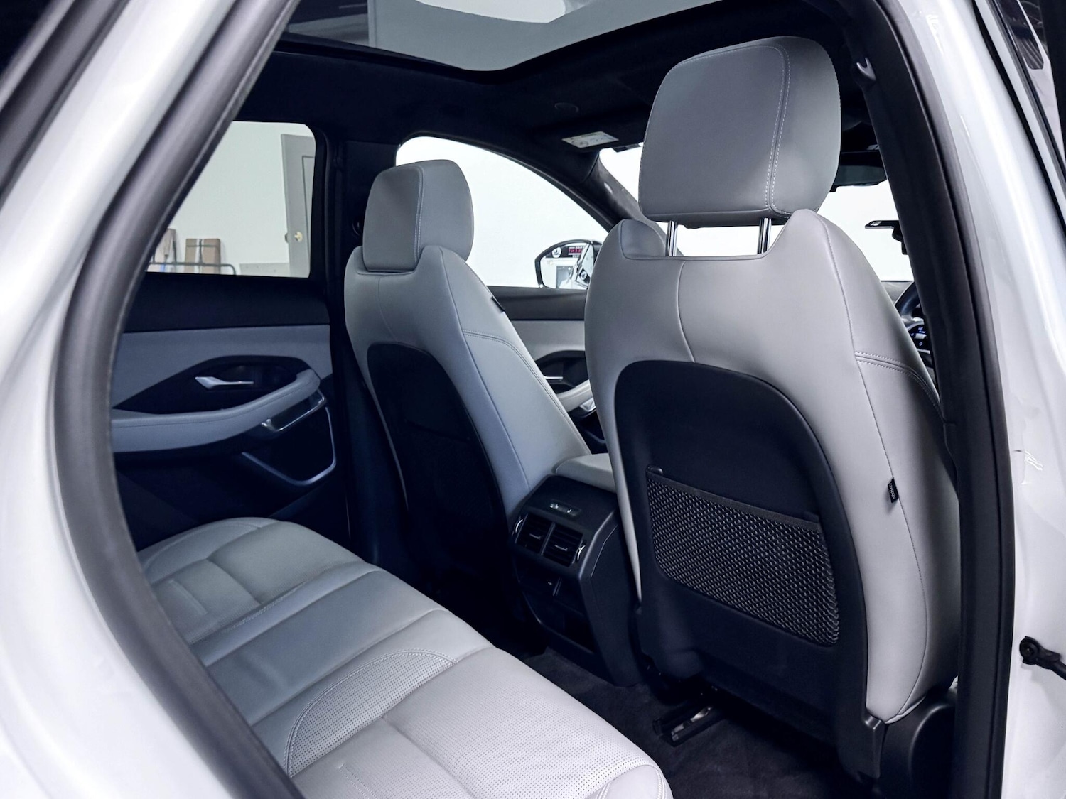 Used Jaguar E-Pace 2022 for sale - 76839422: Photo 26