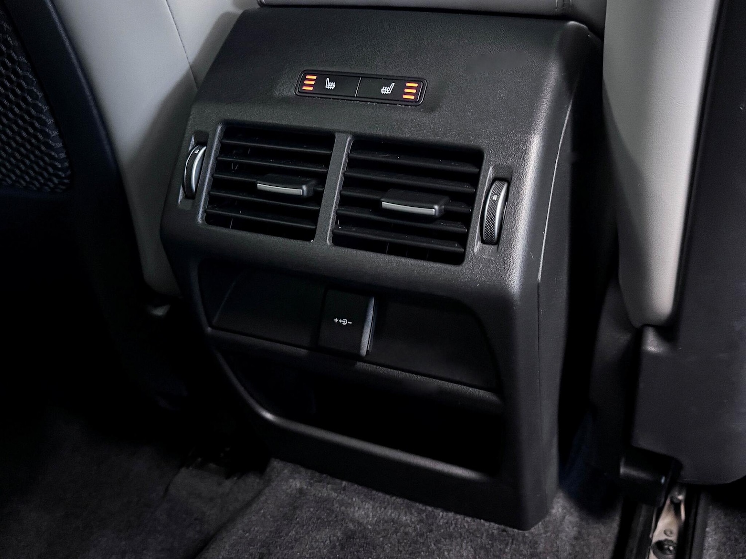 Used Jaguar E-Pace 2022 for sale - 76839422: Photo 27