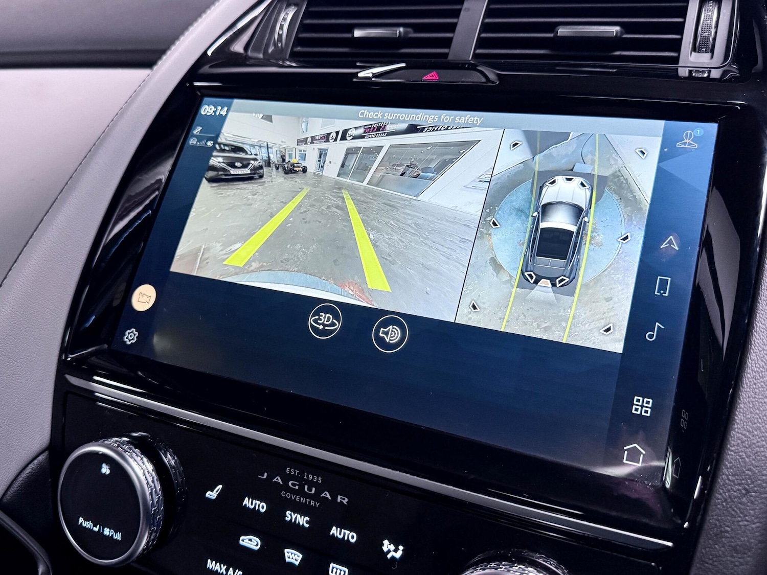 Used Jaguar E-Pace 2022 for sale - 76839422: Photo 44