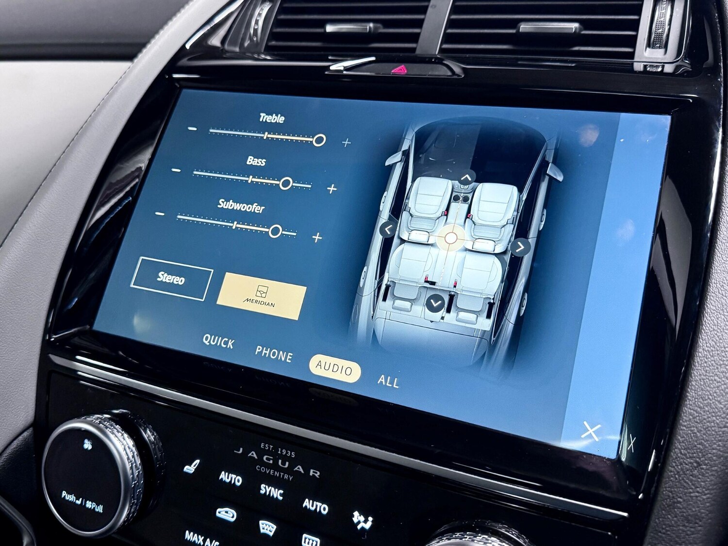 Used Jaguar E-Pace 2022 for sale - 76839422: Photo 50