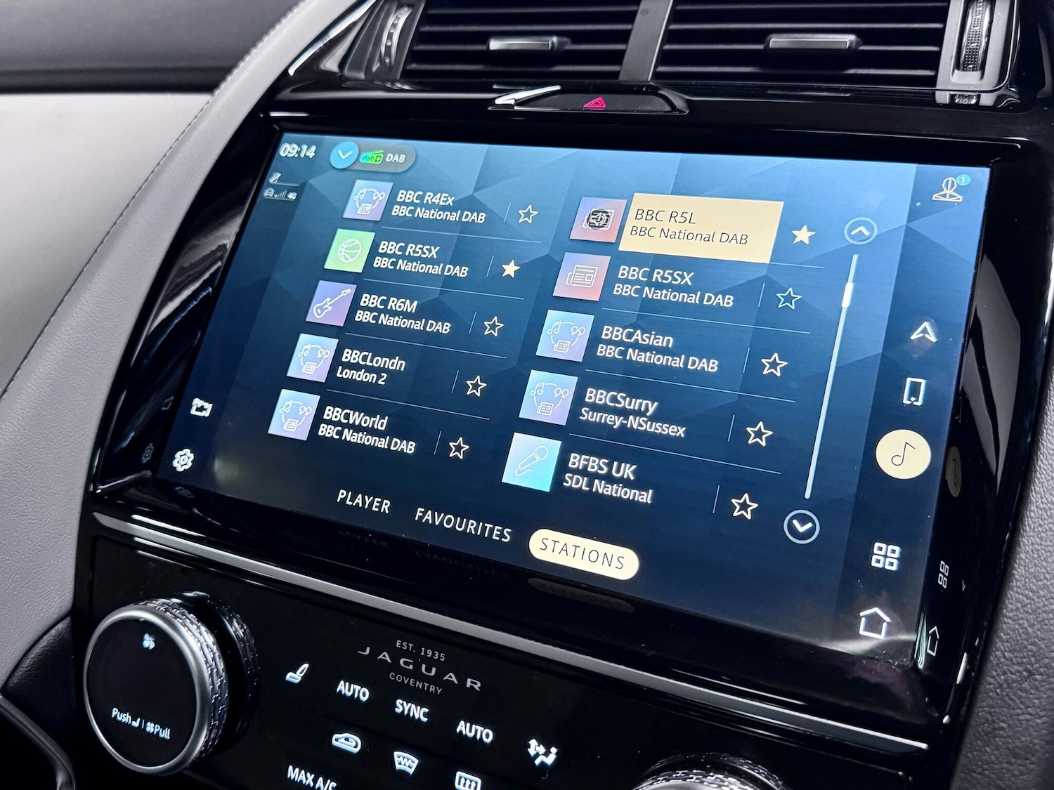 Used Jaguar E-Pace 2022 for sale - 76839422: Photo 51