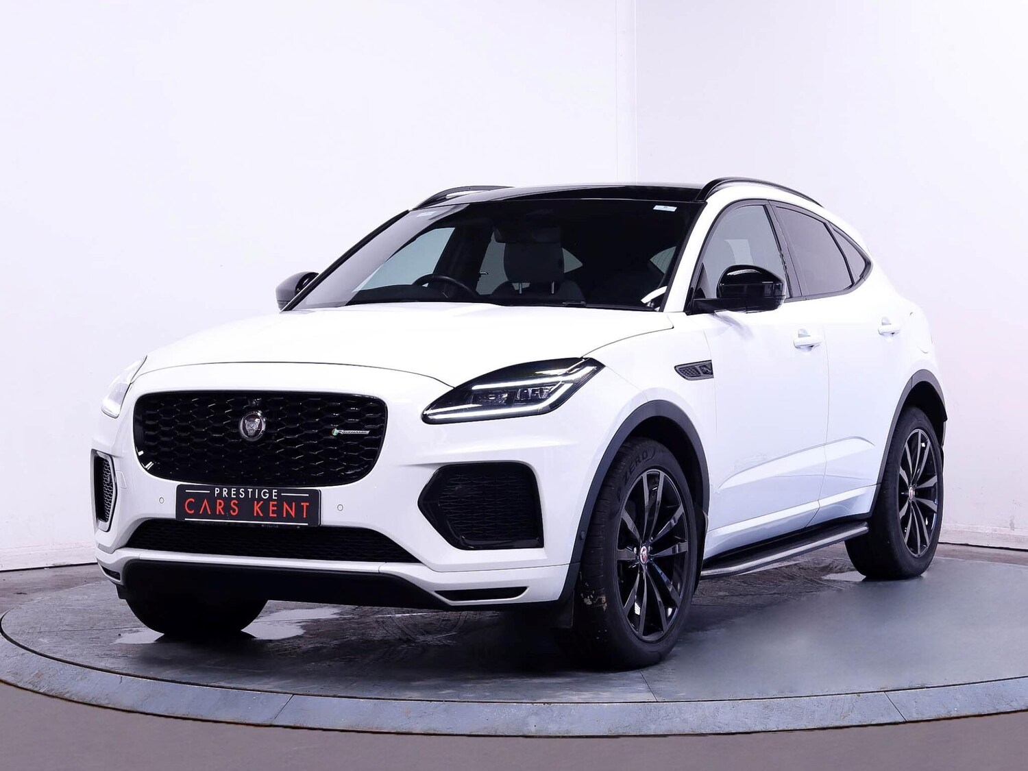 Used Jaguar E-Pace 2022 for sale - 76839422: Photo 6