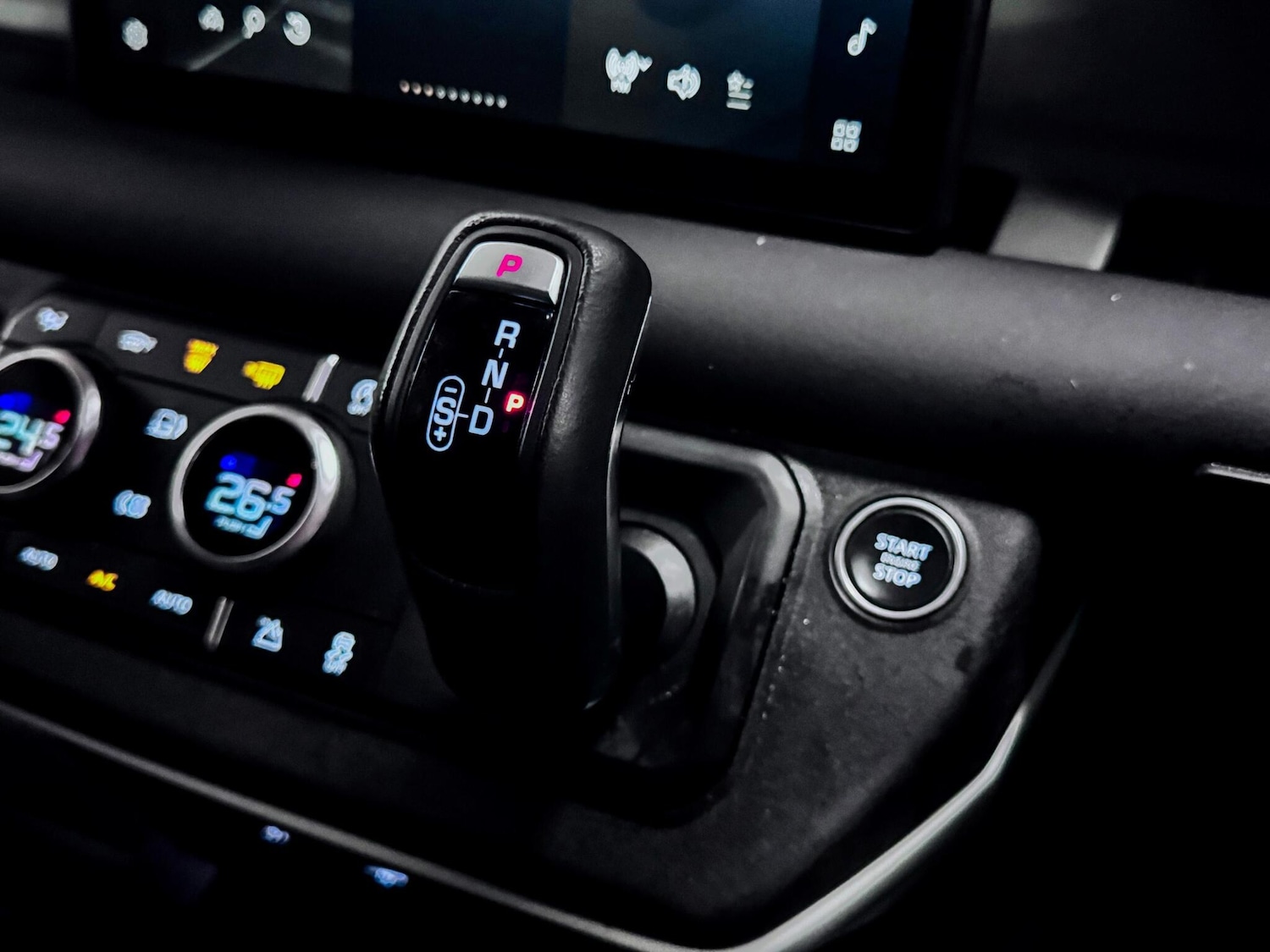 Used Land Rover Defender 2024 for sale - 77612390: Photo 29