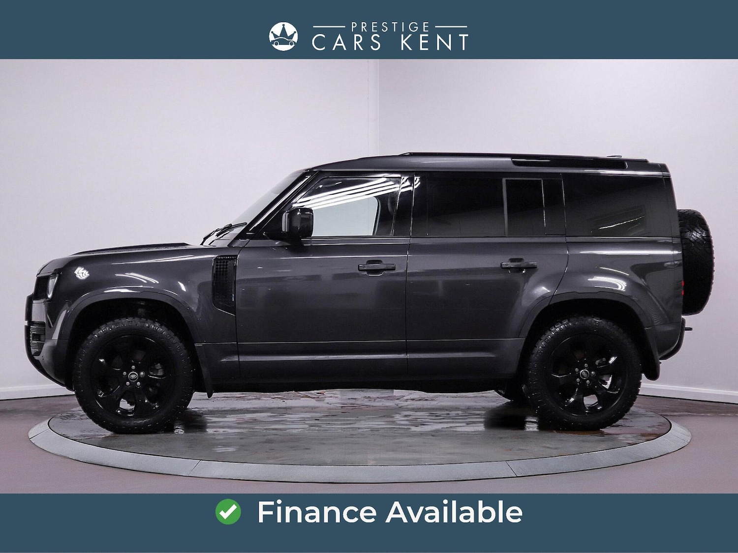 Used Land Rover Defender 2024 for sale - 77612390: Photo 4