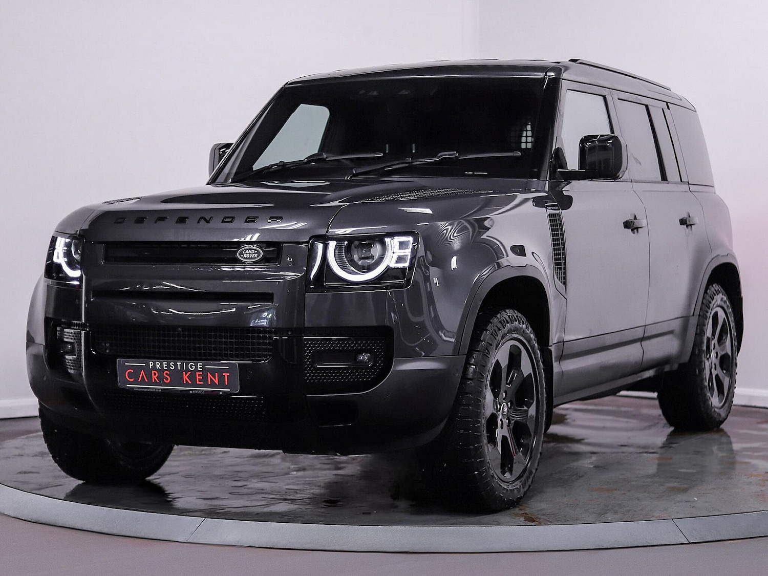 Used Land Rover Defender 2024 for sale - 77612390: Photo 6