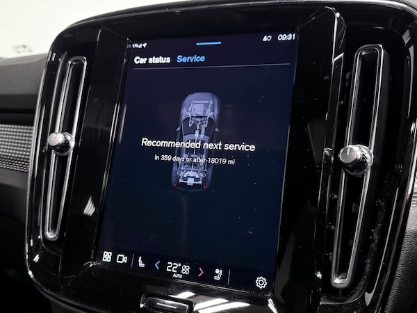 Used Volvo XC40 2023 for sale - 75563932: Photo 48