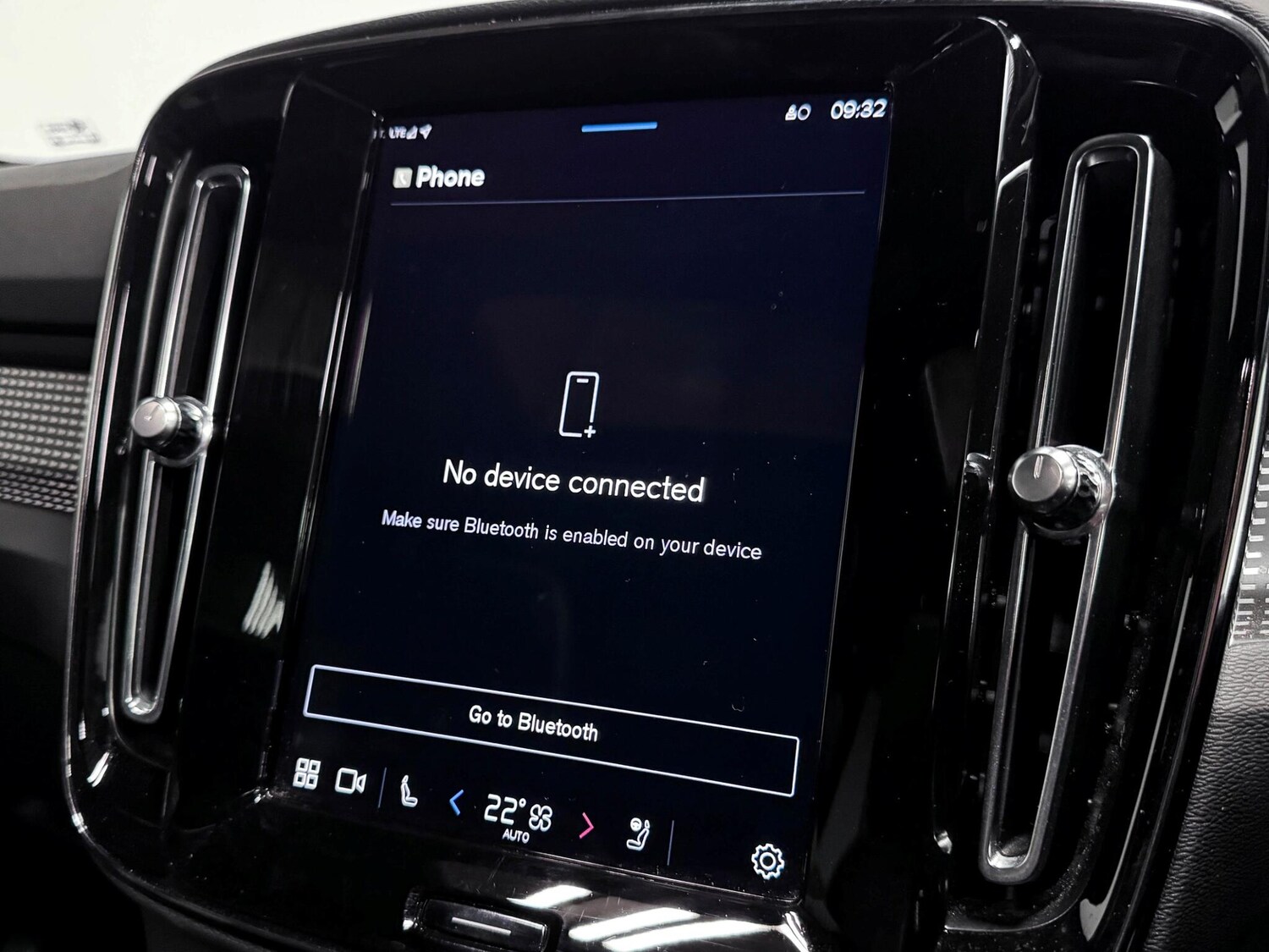 Used Volvo XC40 2023 for sale - 75563932: Photo 49