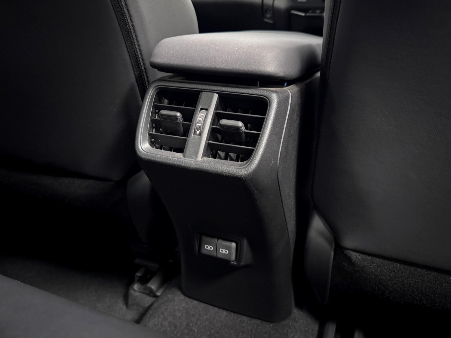 Used Lexus UX 2022 for sale - 76886756: Photo 27