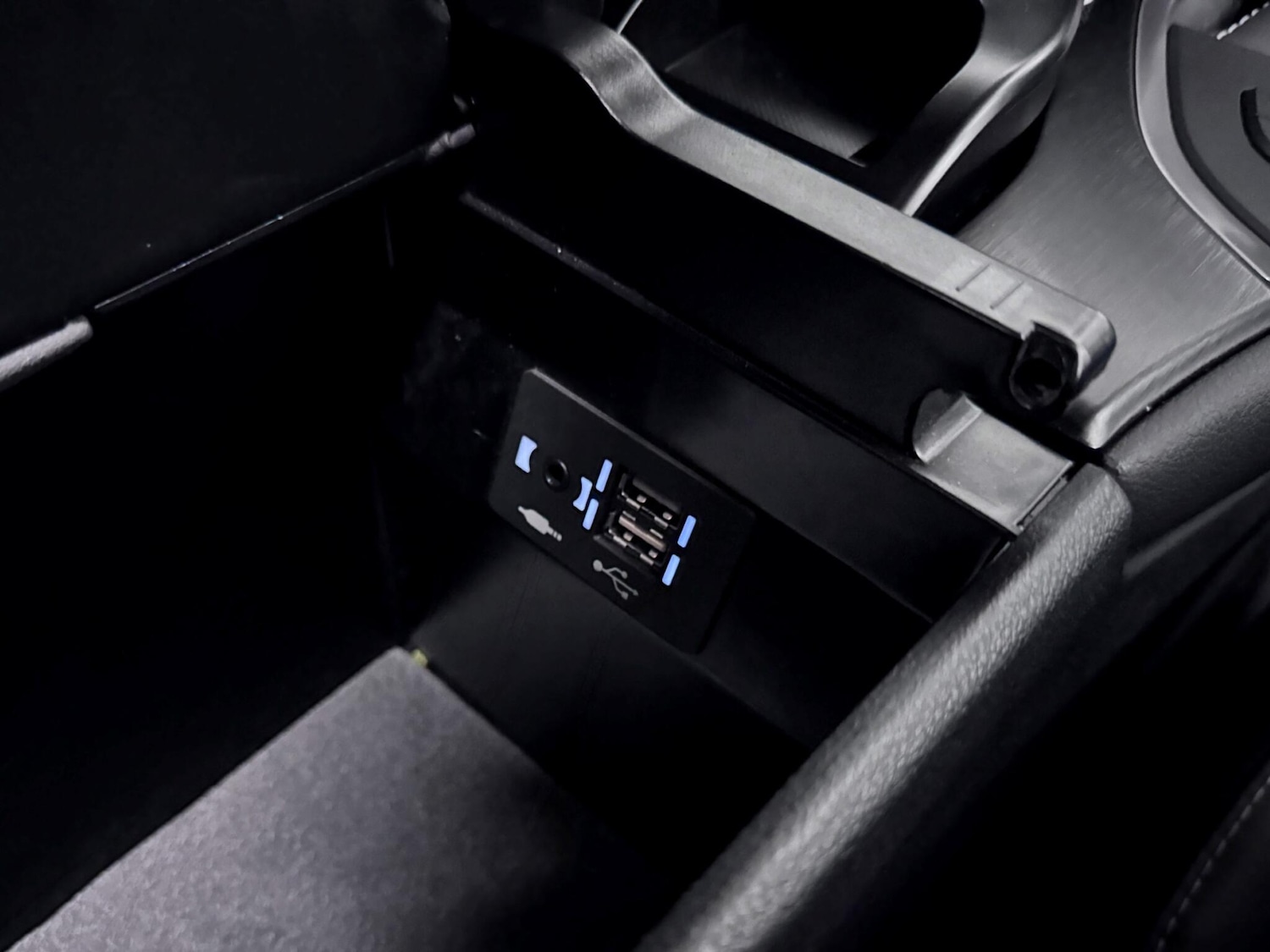 Used Lexus UX 2022 for sale - 76886756: Photo 30