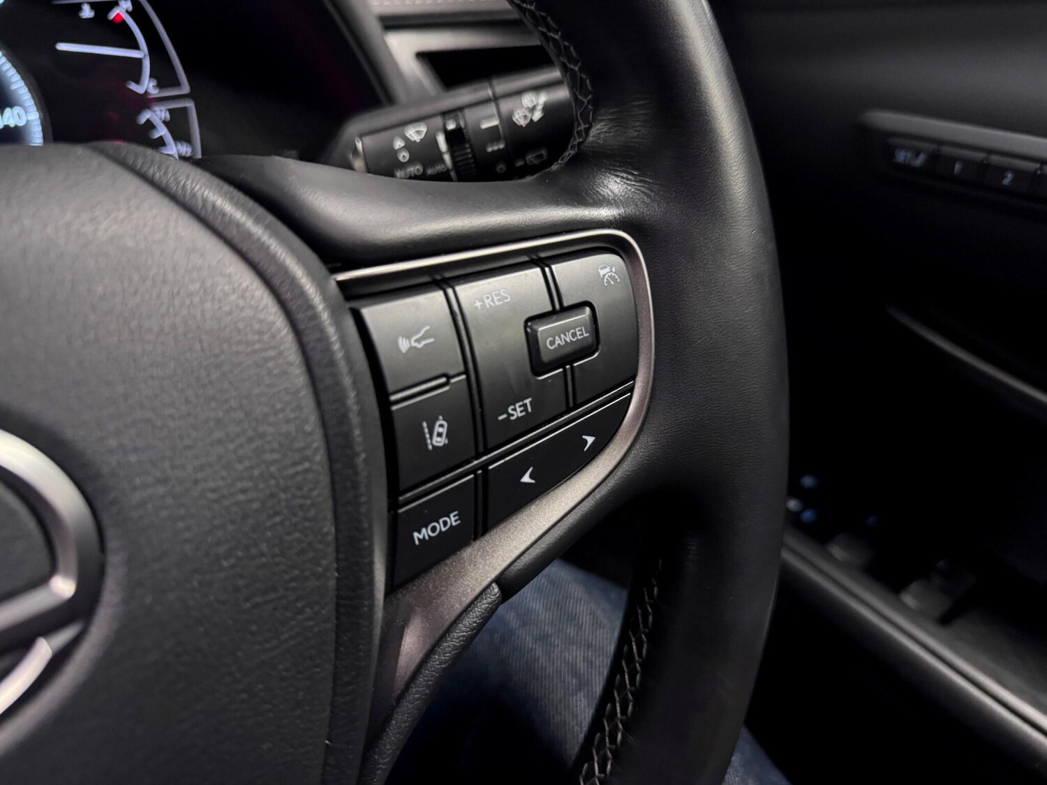 Used Lexus UX 2022 for sale - 76886756: Photo 44