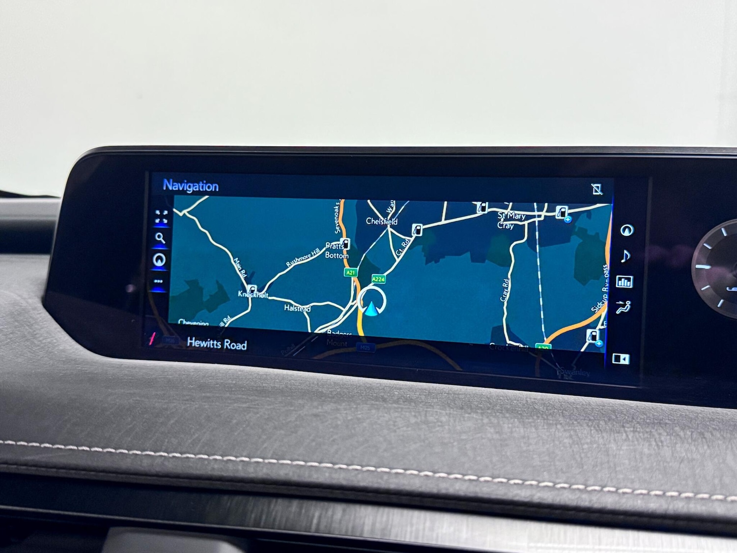 Used Lexus UX 2022 for sale - 76886756: Photo 45