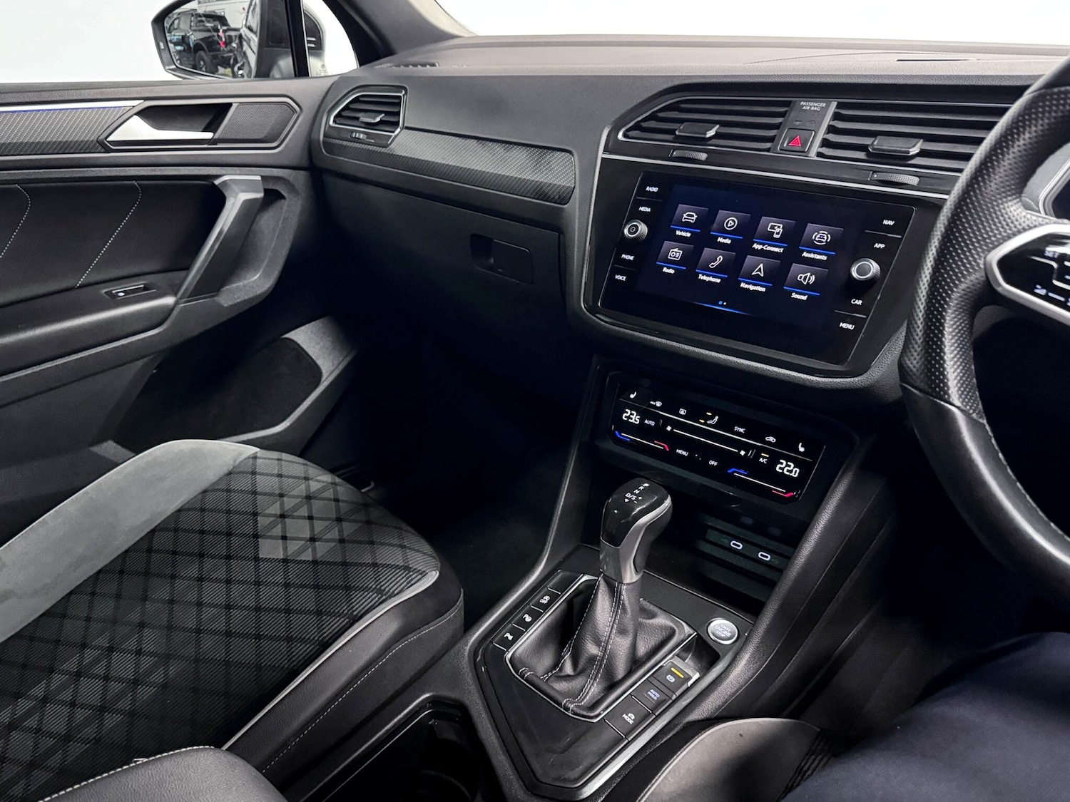 Used Volkswagen Tiguan 2021 for sale - 78018934: Photo 23