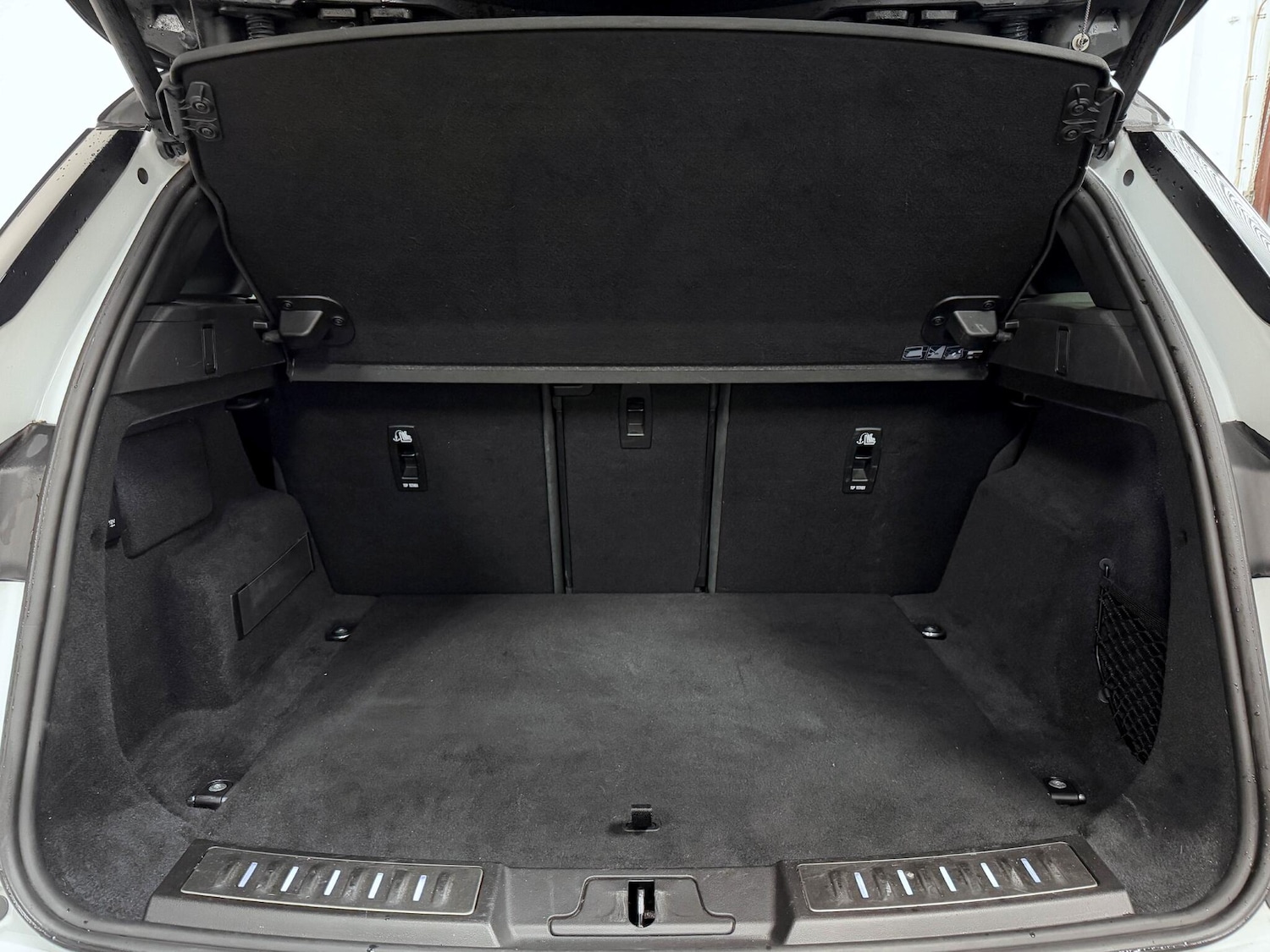 Used Land Rover Range Rover Evoque 2020 for sale - 76370660: Photo 11