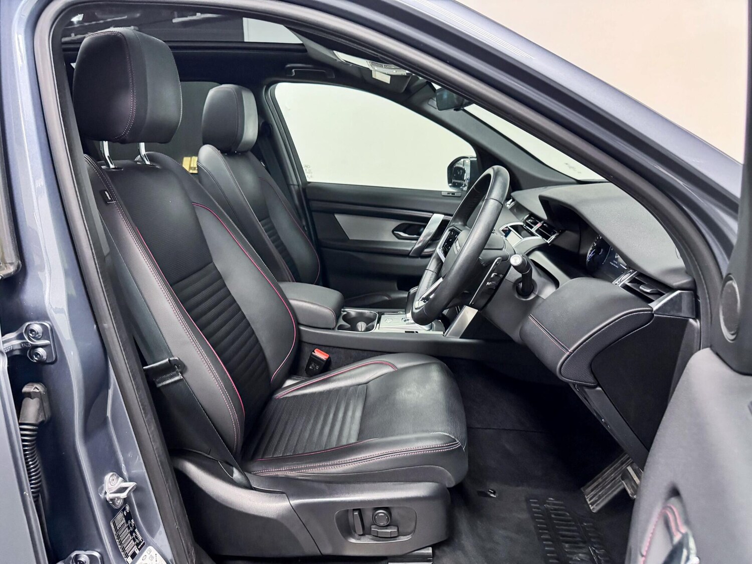 Used Land Rover Discovery Sport 2022 for sale - 78087106: Photo 21