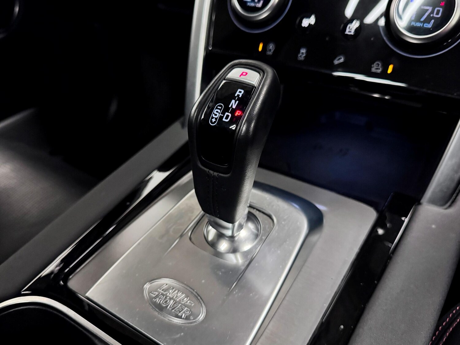 Used Land Rover Discovery Sport 2022 for sale - 78087106: Photo 31