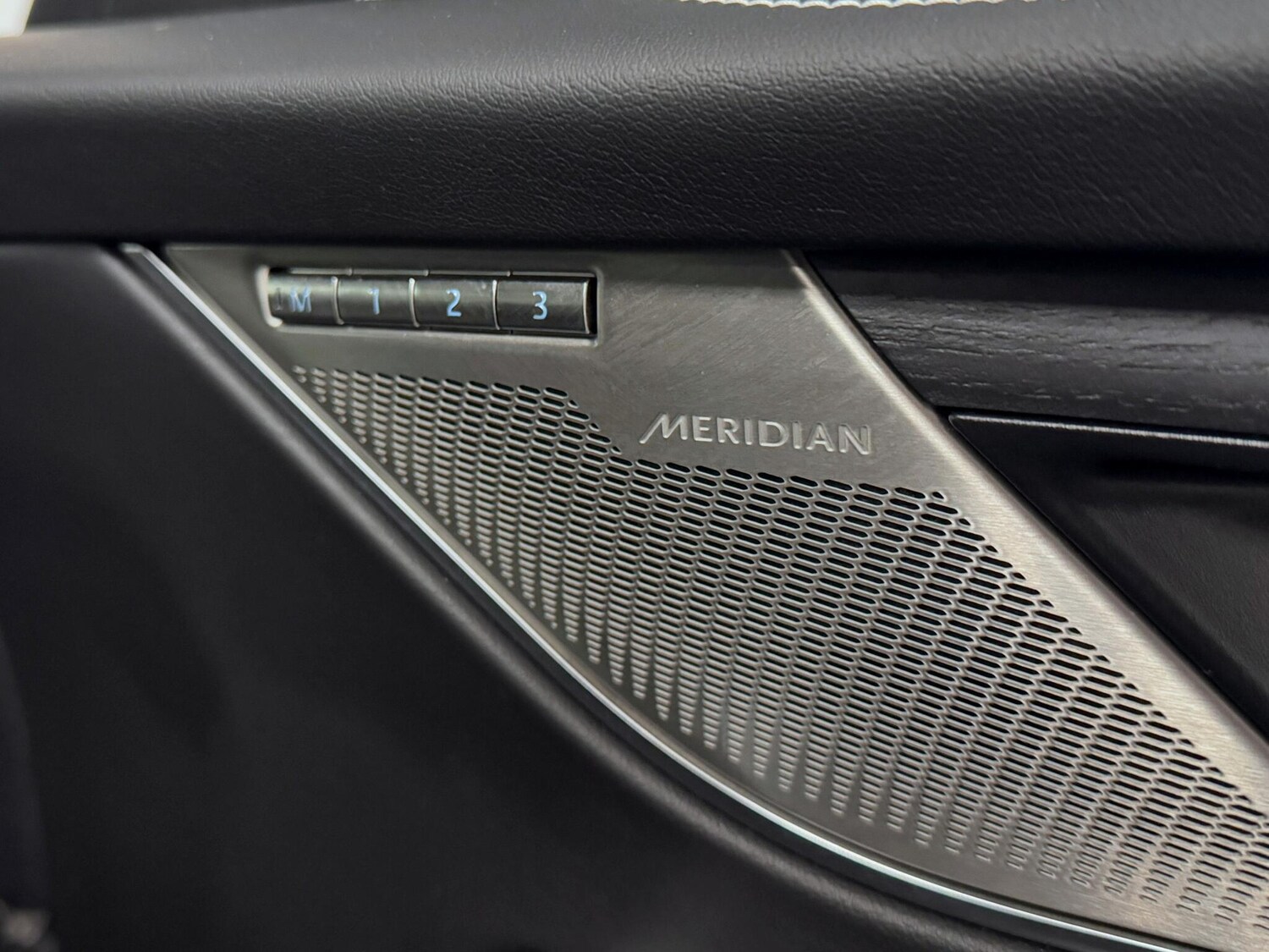 Used Jaguar F-Pace 2022 for sale - 76032652: Photo 18