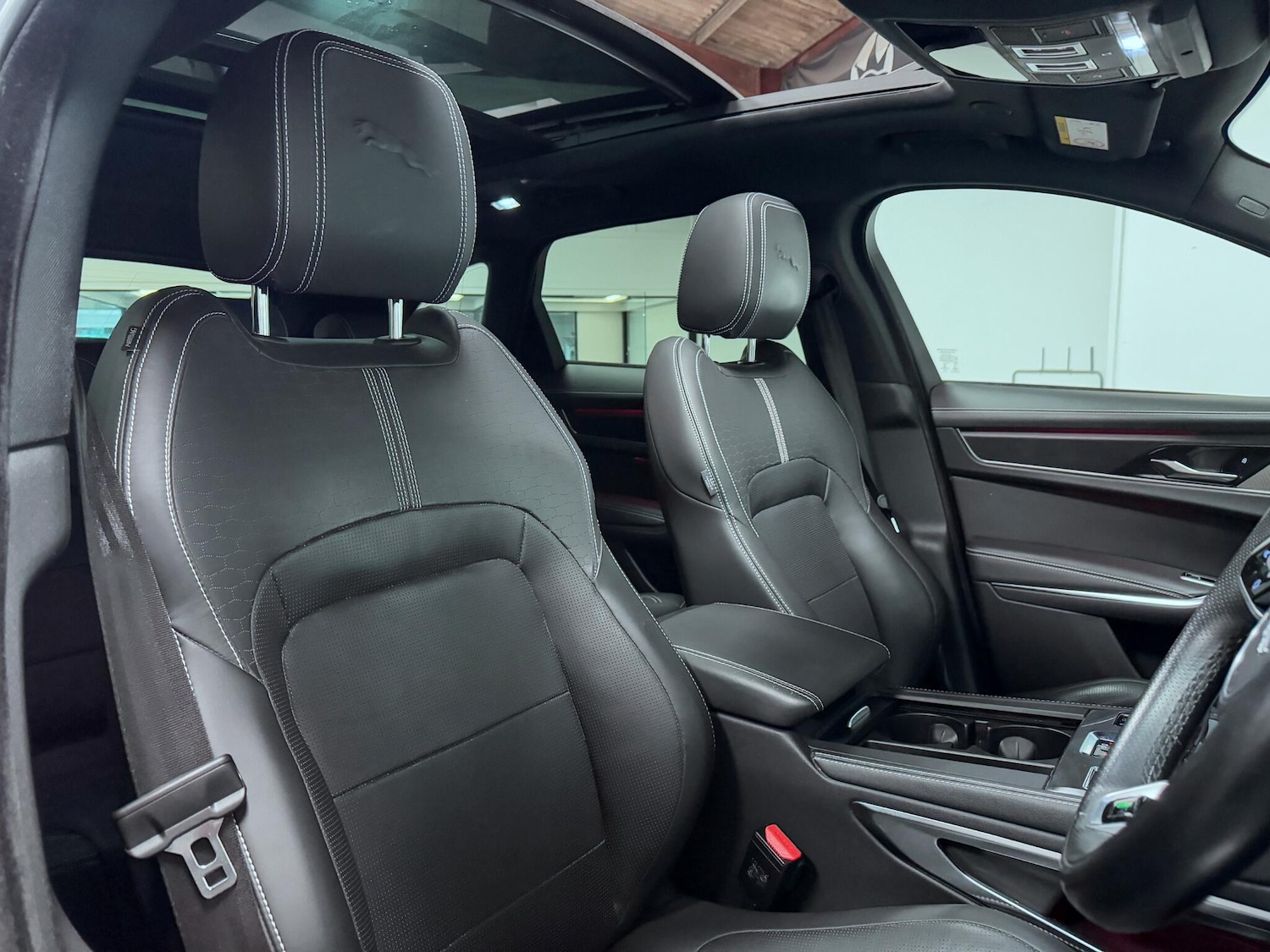 Used Jaguar F-Pace 2022 for sale - 76032652: Photo 23