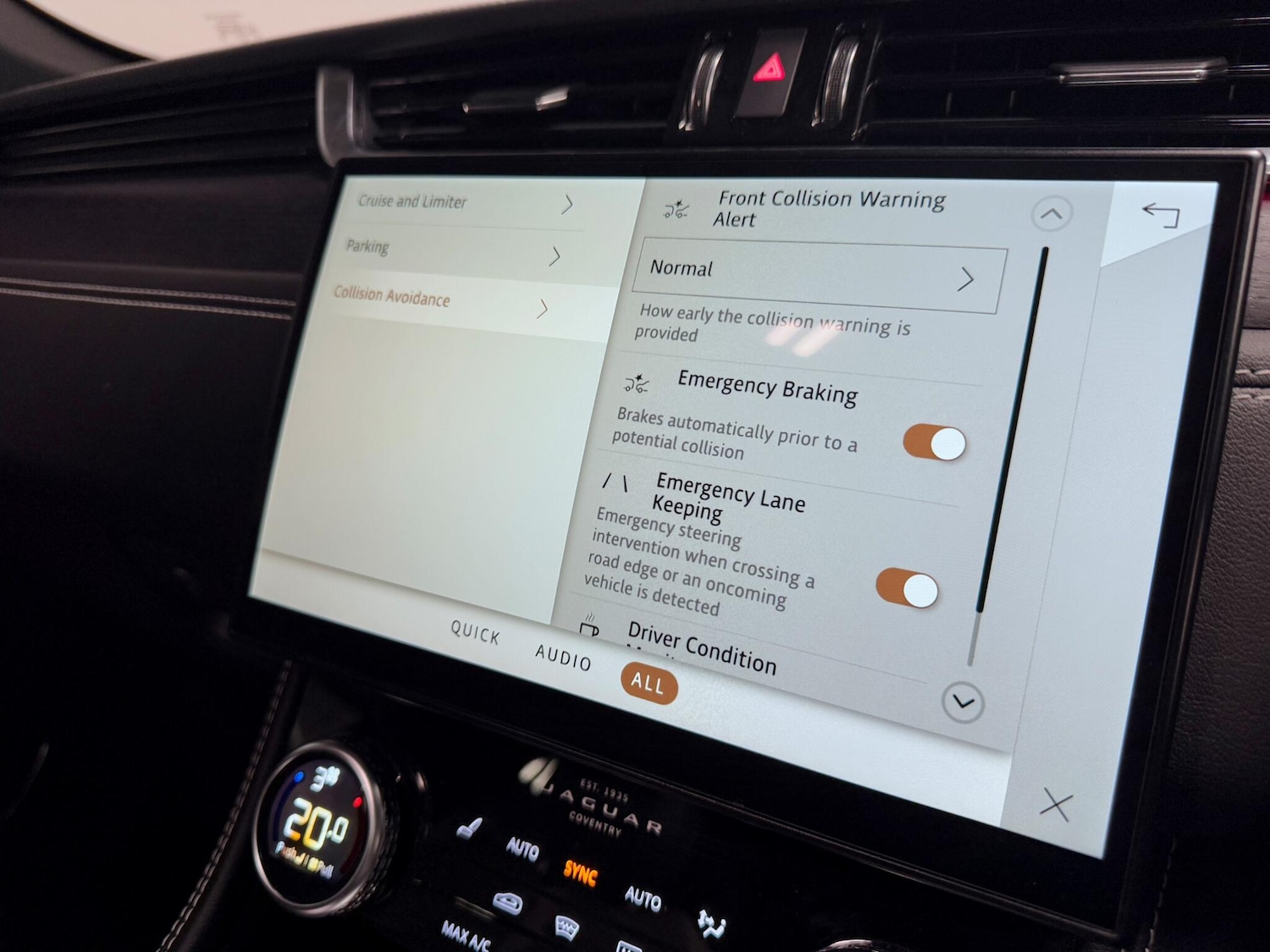 Used Jaguar F-Pace 2022 for sale - 76032652: Photo 52