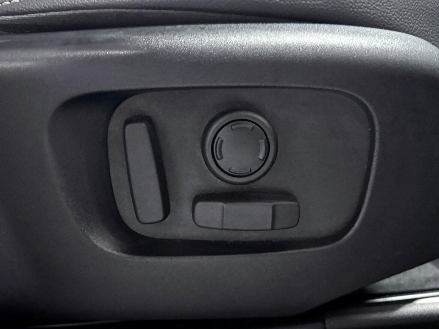 Used Land Rover Range Rover Velar 2020 for sale - 76584751: Photo 19