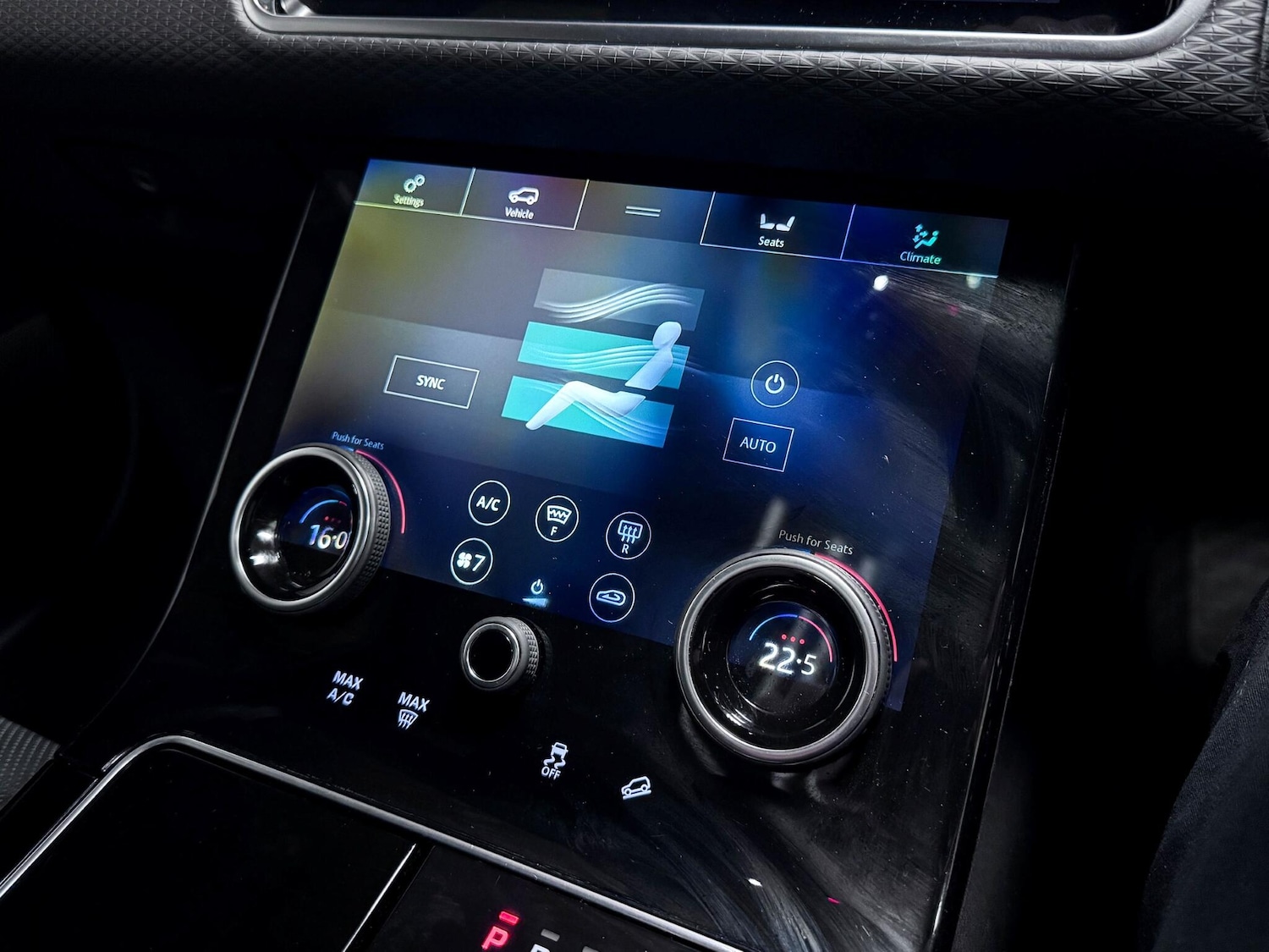 Used Land Rover Range Rover Velar 2020 for sale - 76584751: Photo 29