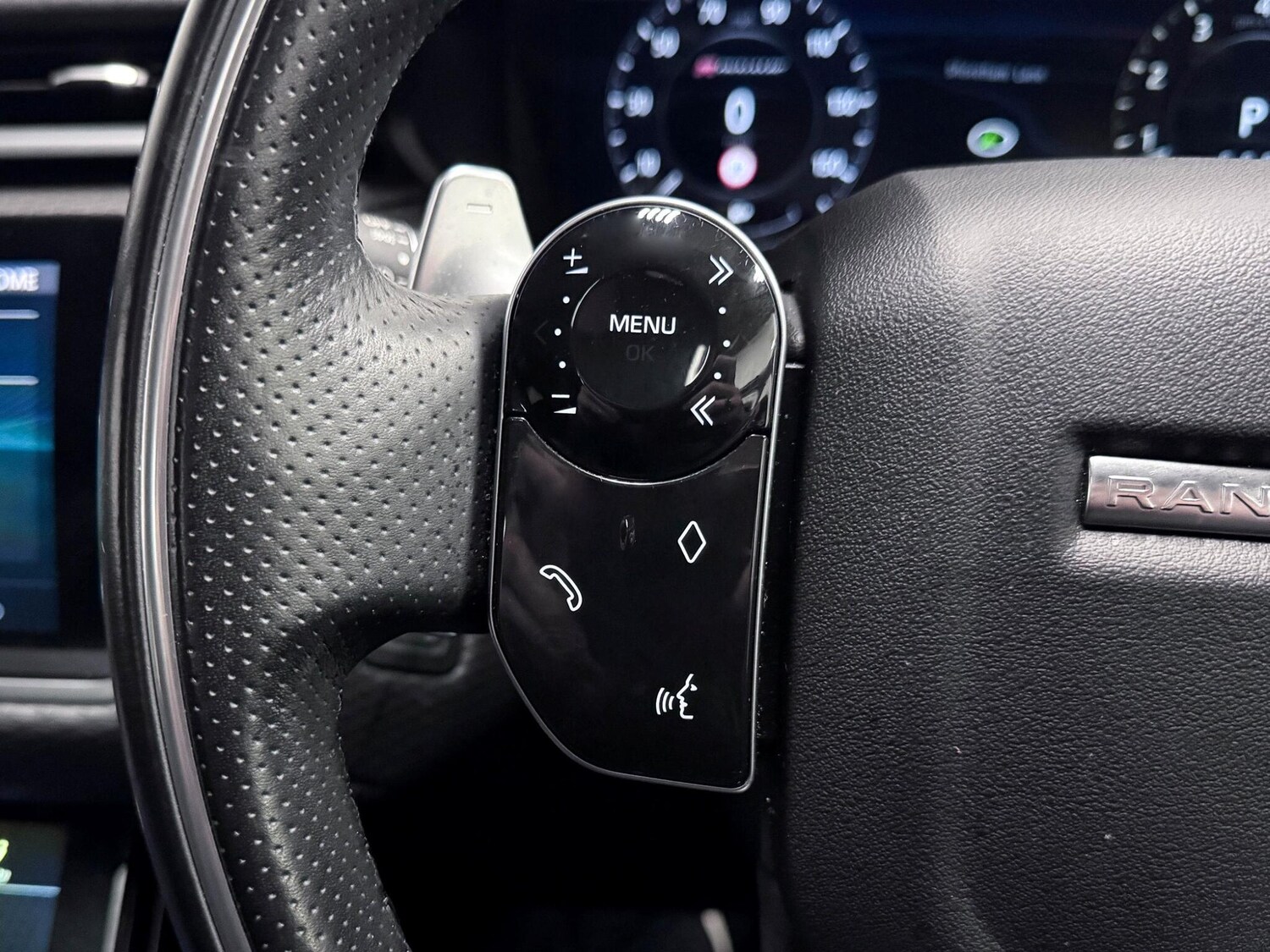 Used Land Rover Range Rover Velar 2020 for sale - 76584751: Photo 33