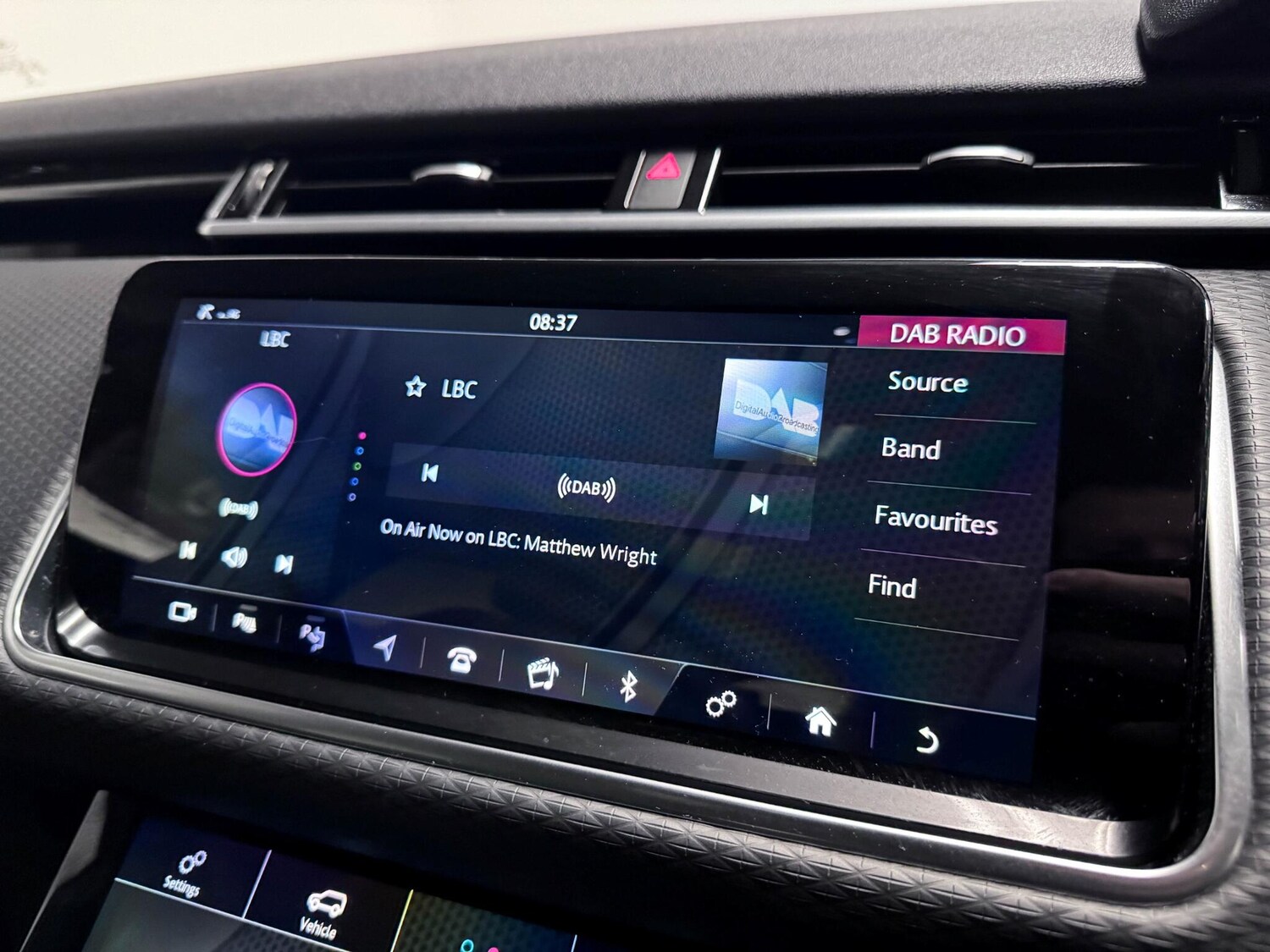 Used Land Rover Range Rover Velar 2020 for sale - 76584751: Photo 41