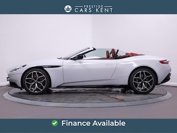Used Aston Martin DB11 2018 for sale - 77496631: Photo