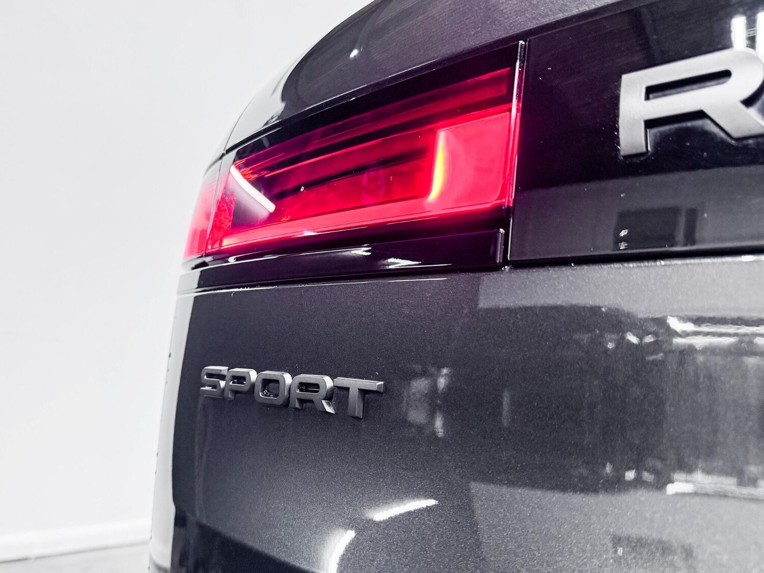 Used Land Rover Range Rover Sport 2023 for sale - 77611701: Photo 12