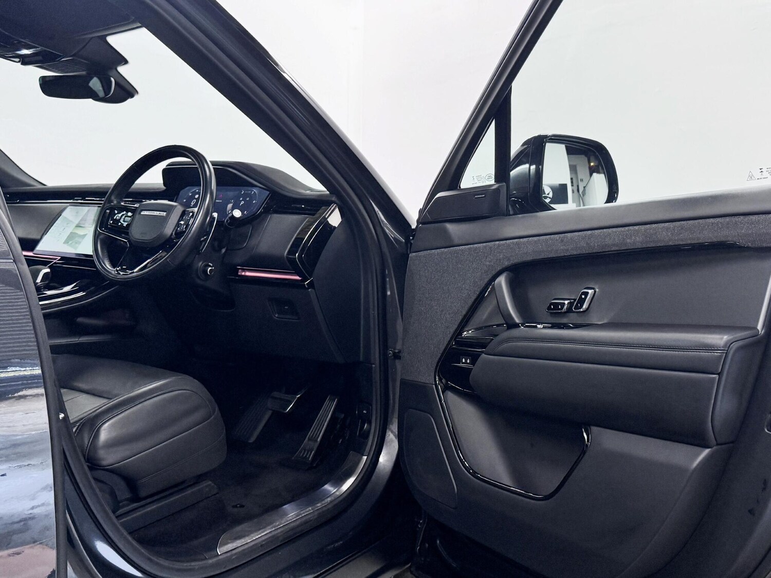 Used Land Rover Range Rover Sport 2023 for sale - 77611701: Photo 17