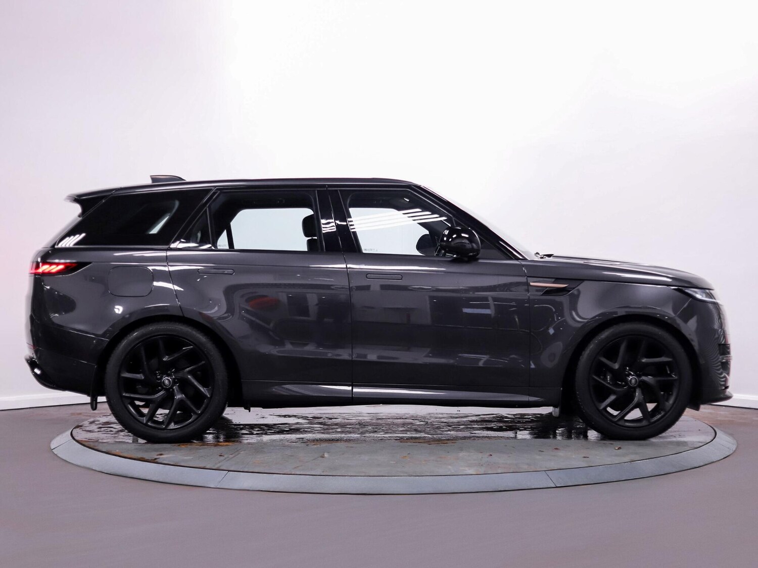 Used Land Rover Range Rover Sport 2023 for sale - 77611701: Photo 8