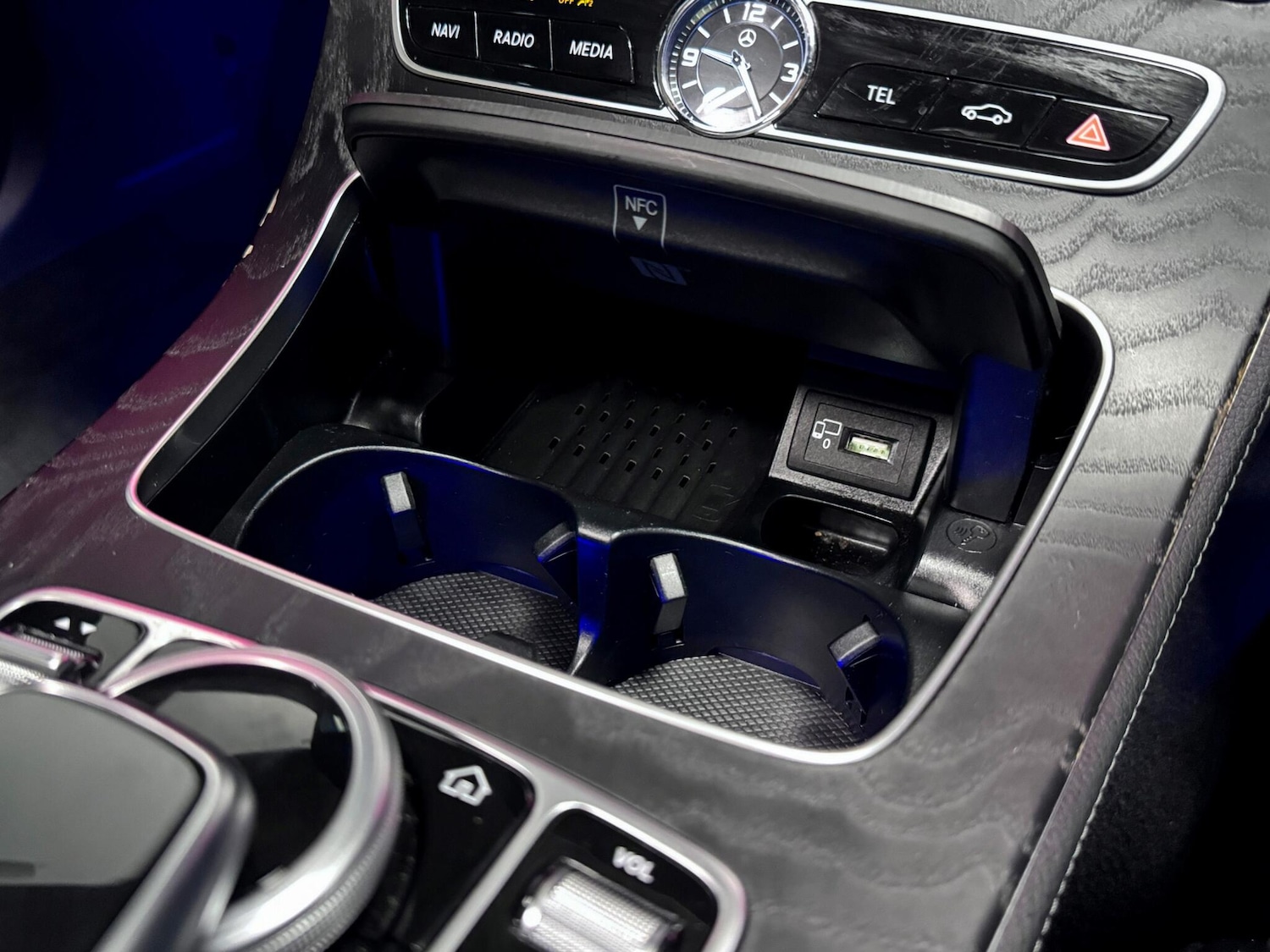 Used Mercedes-Benz E Class 2020 for sale - 76645899: Photo 31