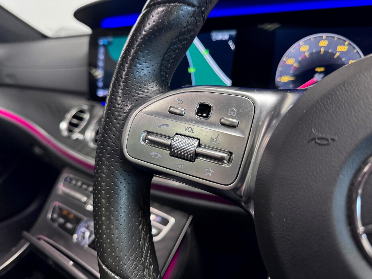 Used Mercedes-Benz E Class 2020 for sale - 76645899: Photo 34