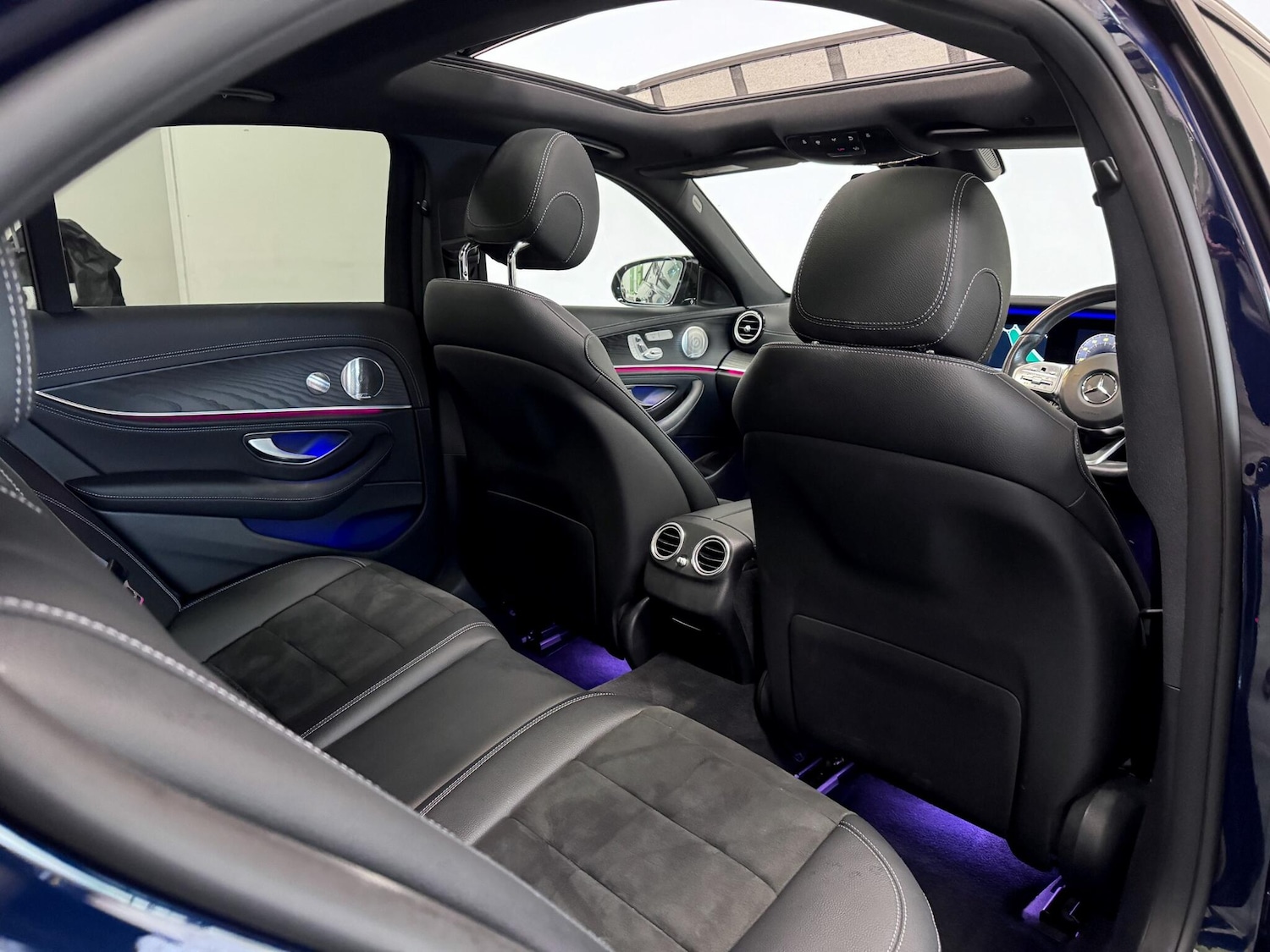 Used Mercedes-Benz E Class 2020 for sale - 76645899: Photo 37