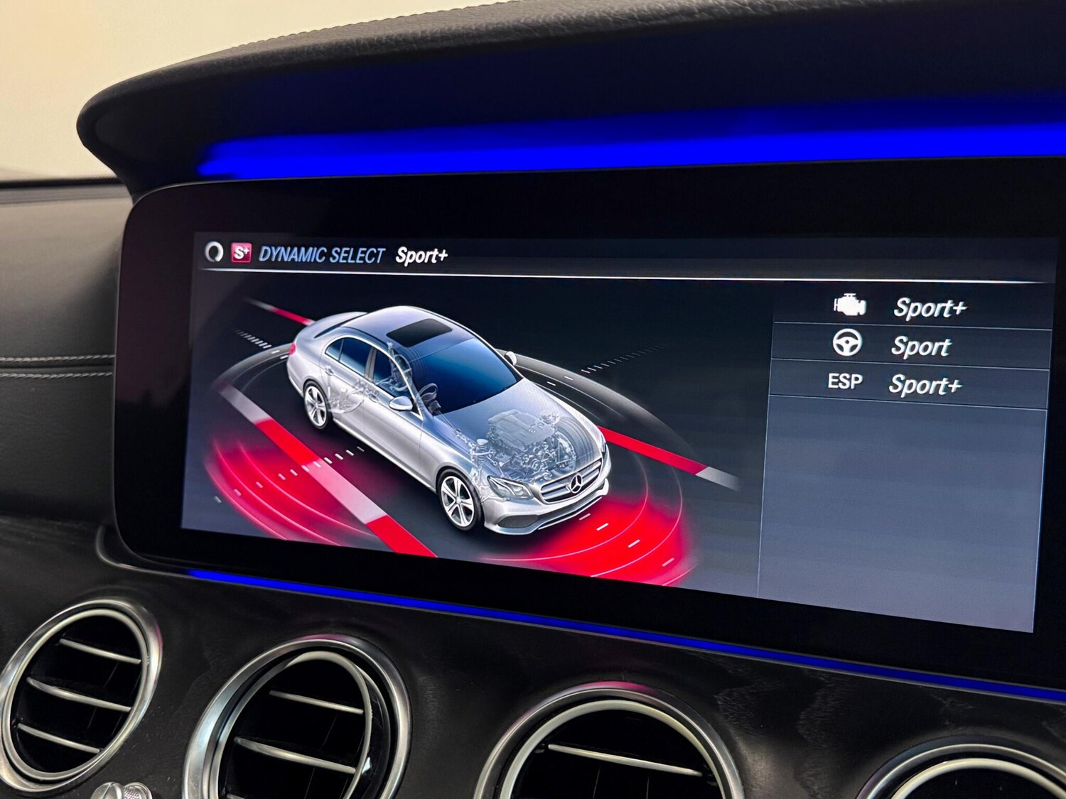 Used Mercedes-Benz E Class 2020 for sale - 76645899: Photo 52