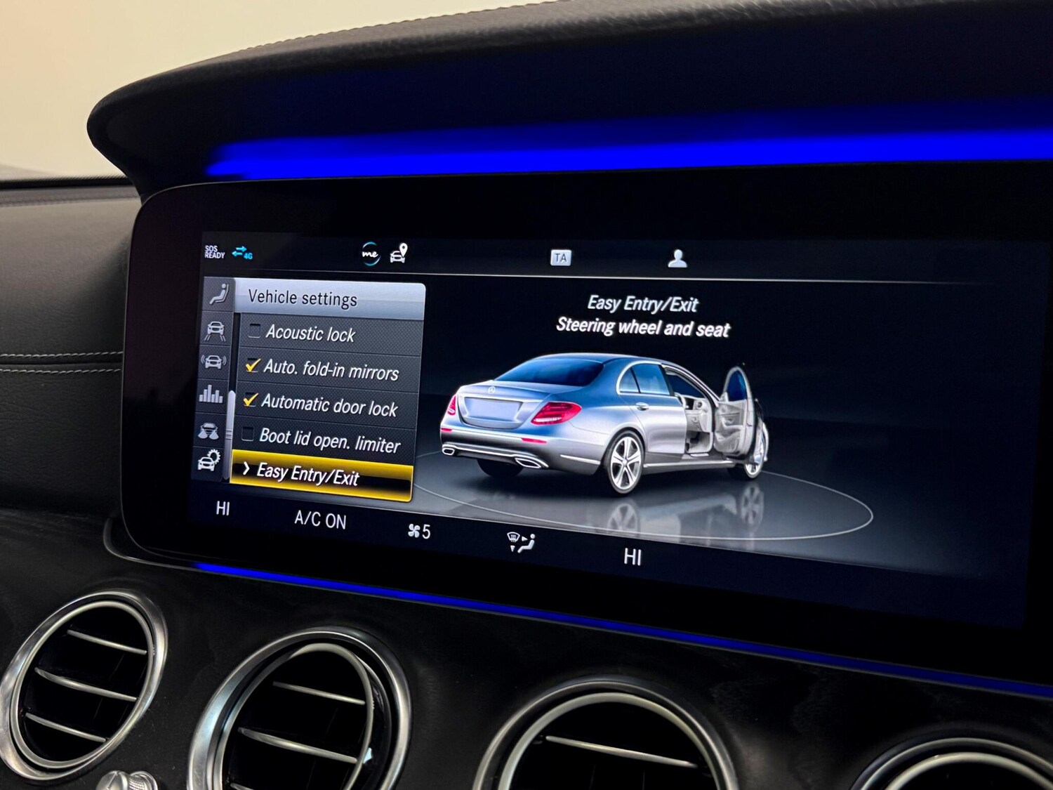 Used Mercedes-Benz E Class 2020 for sale - 76645899: Photo 59