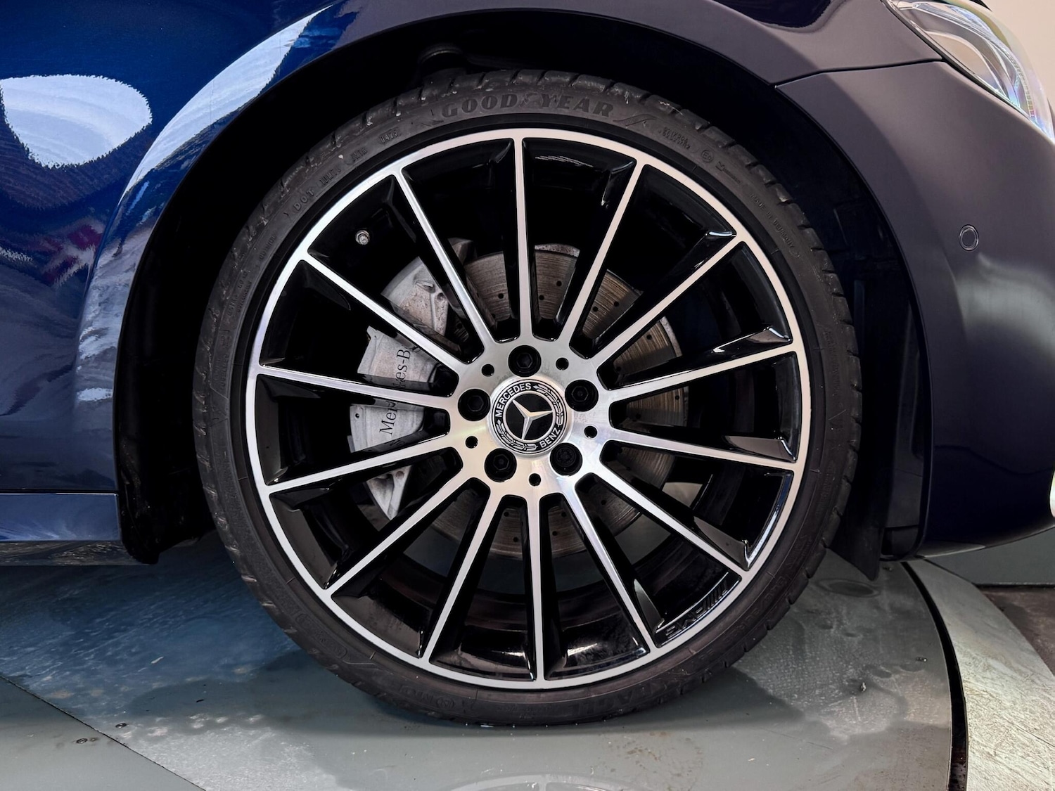 Used Mercedes-Benz E Class 2020 for sale - 76645899: Photo 61