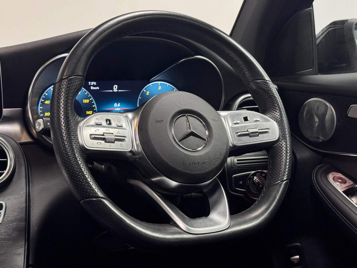 Used Mercedes-Benz GLC 2020 for sale - 76608248: Photo 33