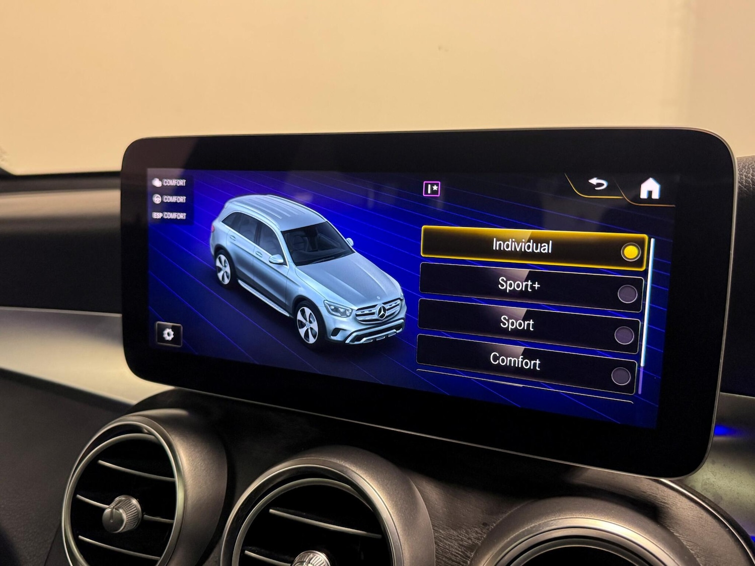 Used Mercedes-Benz GLC 2020 for sale - 76608248: Photo 48