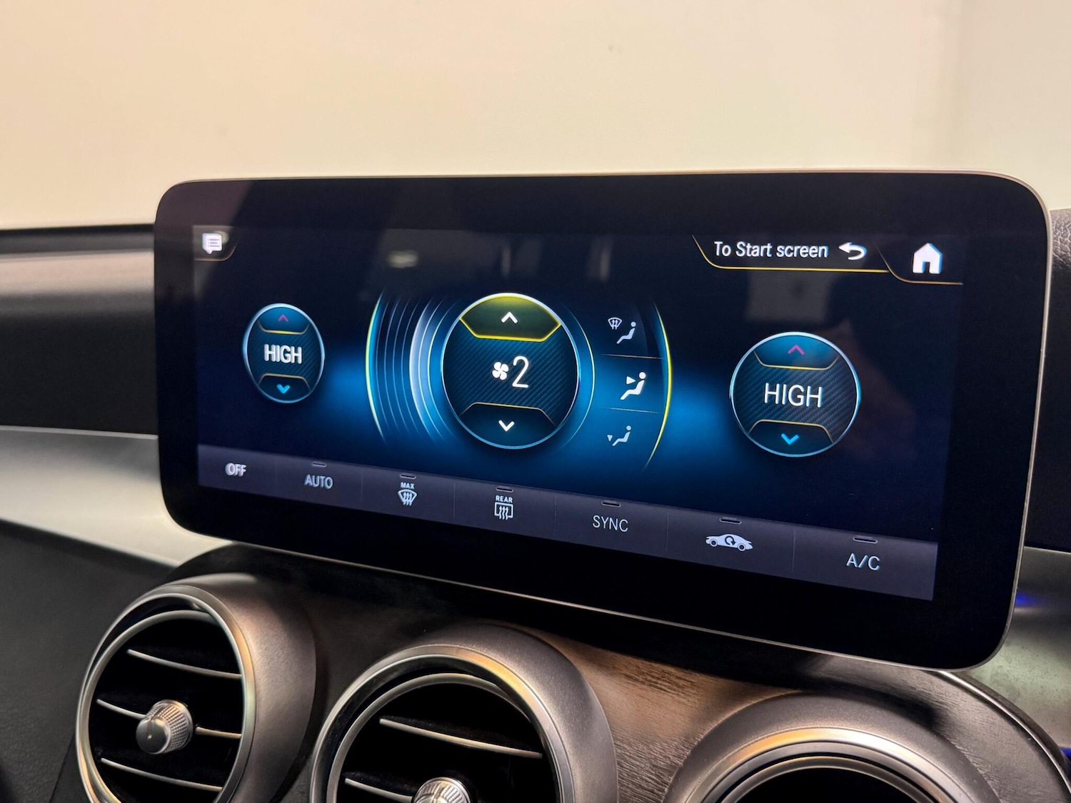 Used Mercedes-Benz GLC 2020 for sale - 76608248: Photo 54