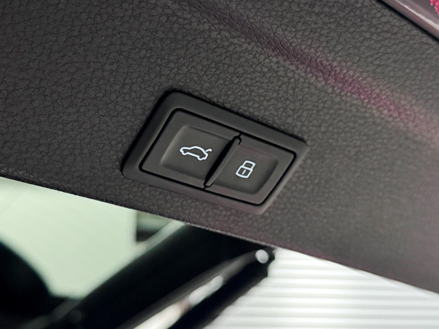 Used Audi RS Q3 2022 for sale - 78006312: Photo 12