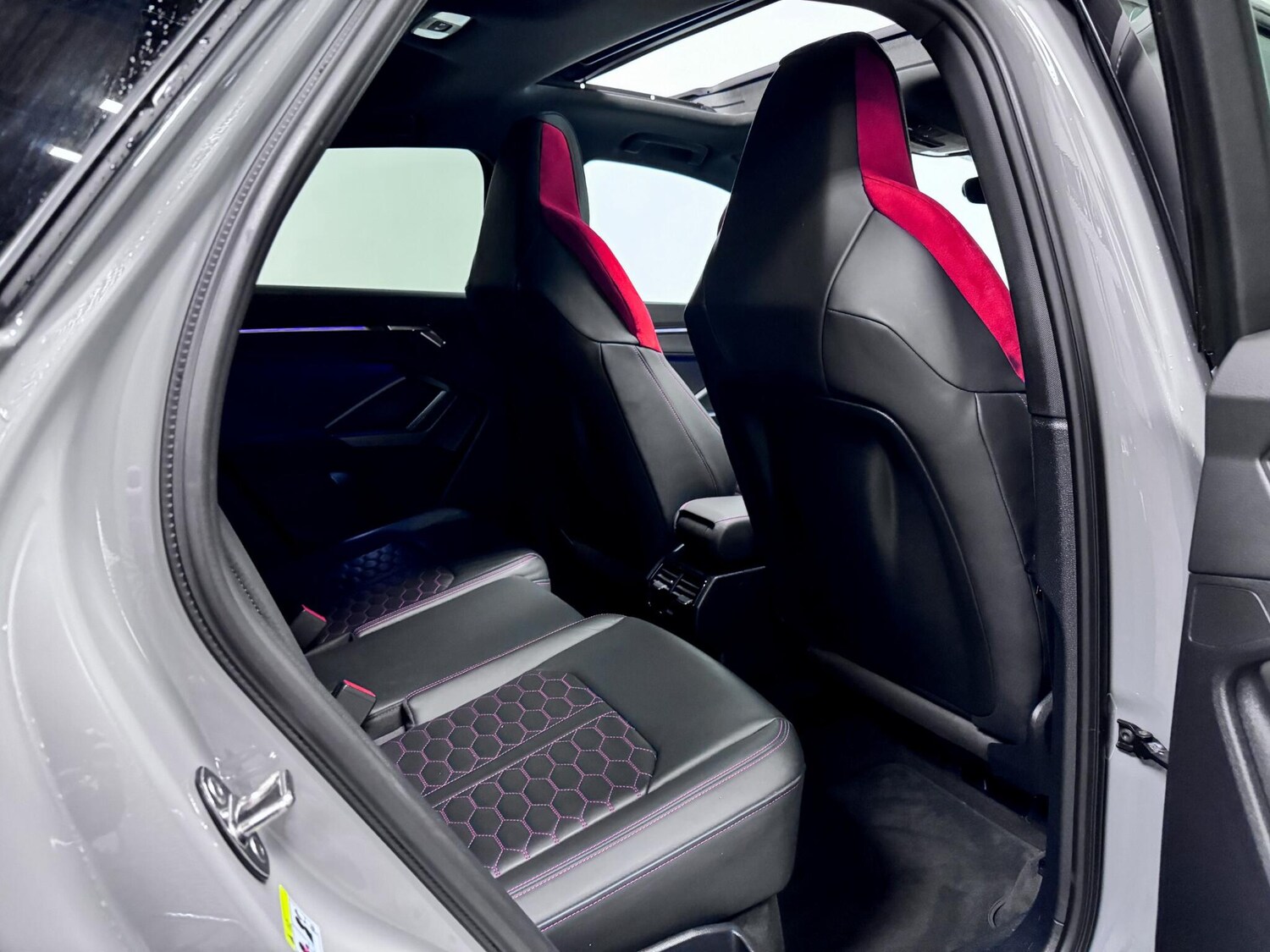 Used Audi RS Q3 2022 for sale - 78006312: Photo 24