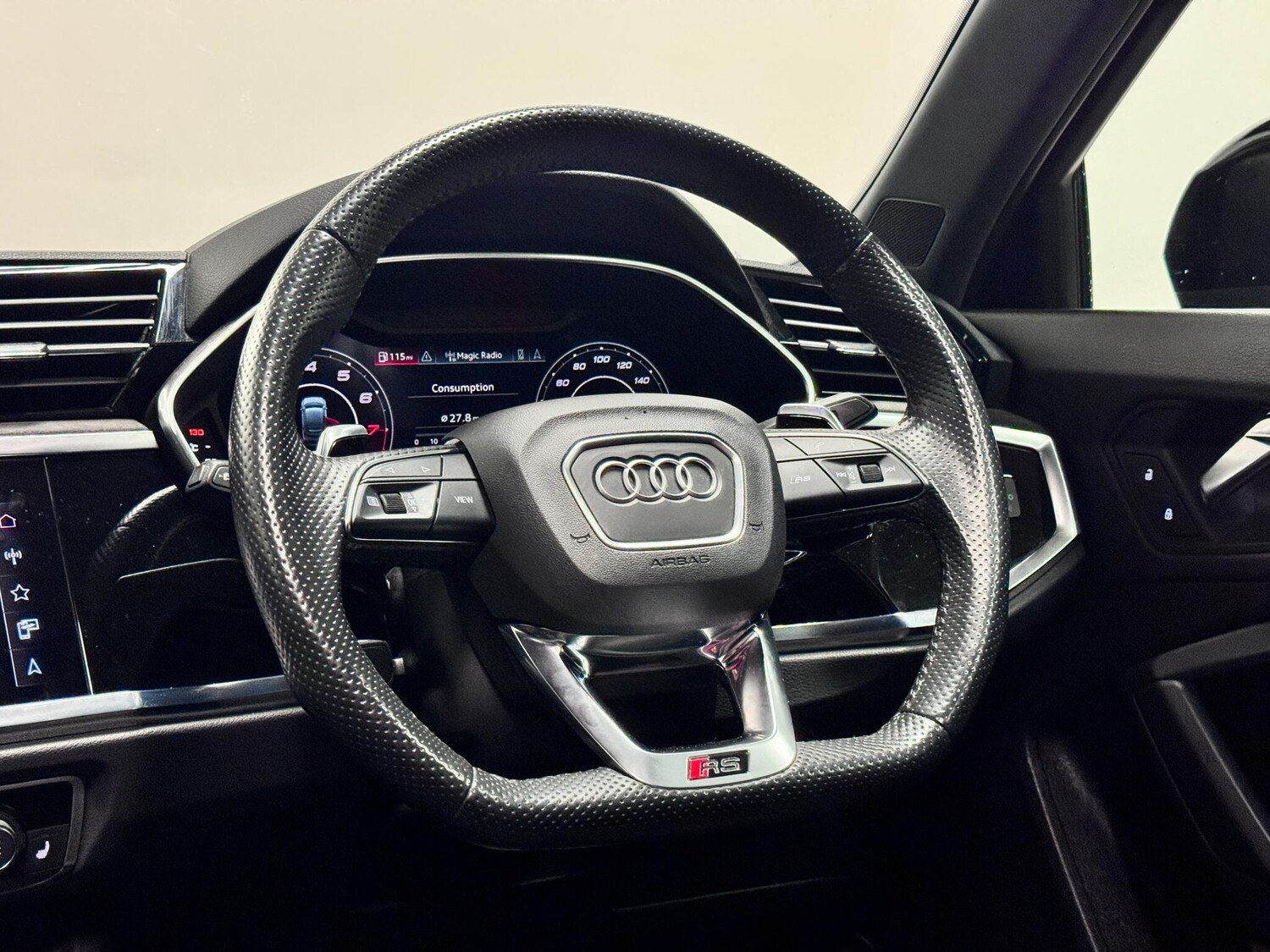 Used Audi RS Q3 2022 for sale - 78006312: Photo 35