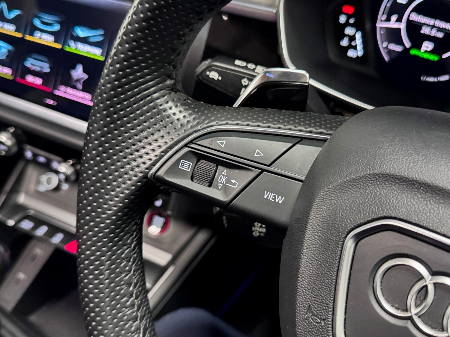 Used Audi RS Q3 2022 for sale - 78006312: Photo 37