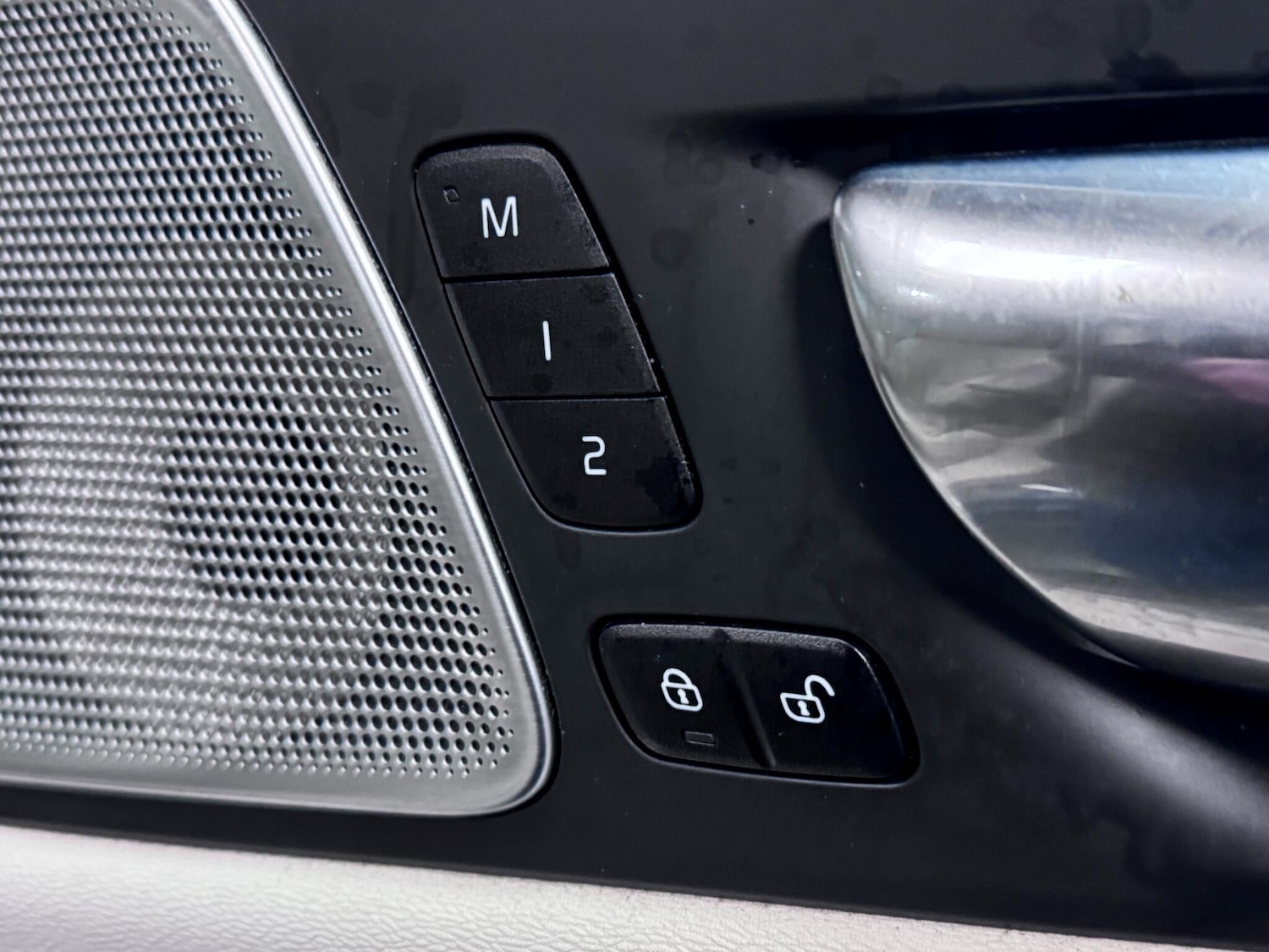 Used Volvo XC60 2022 for sale - 76912850: Photo 17