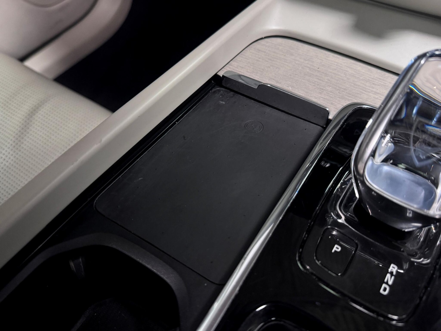 Used Volvo XC60 2022 for sale - 76912850: Photo 31