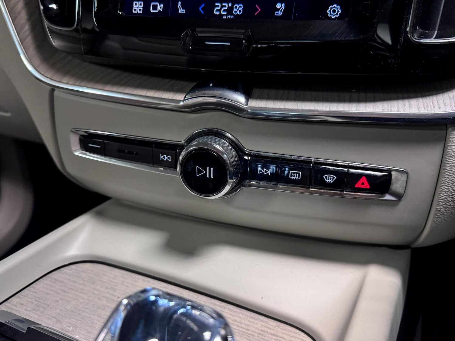 Used Volvo XC60 2022 for sale - 76912850: Photo 32