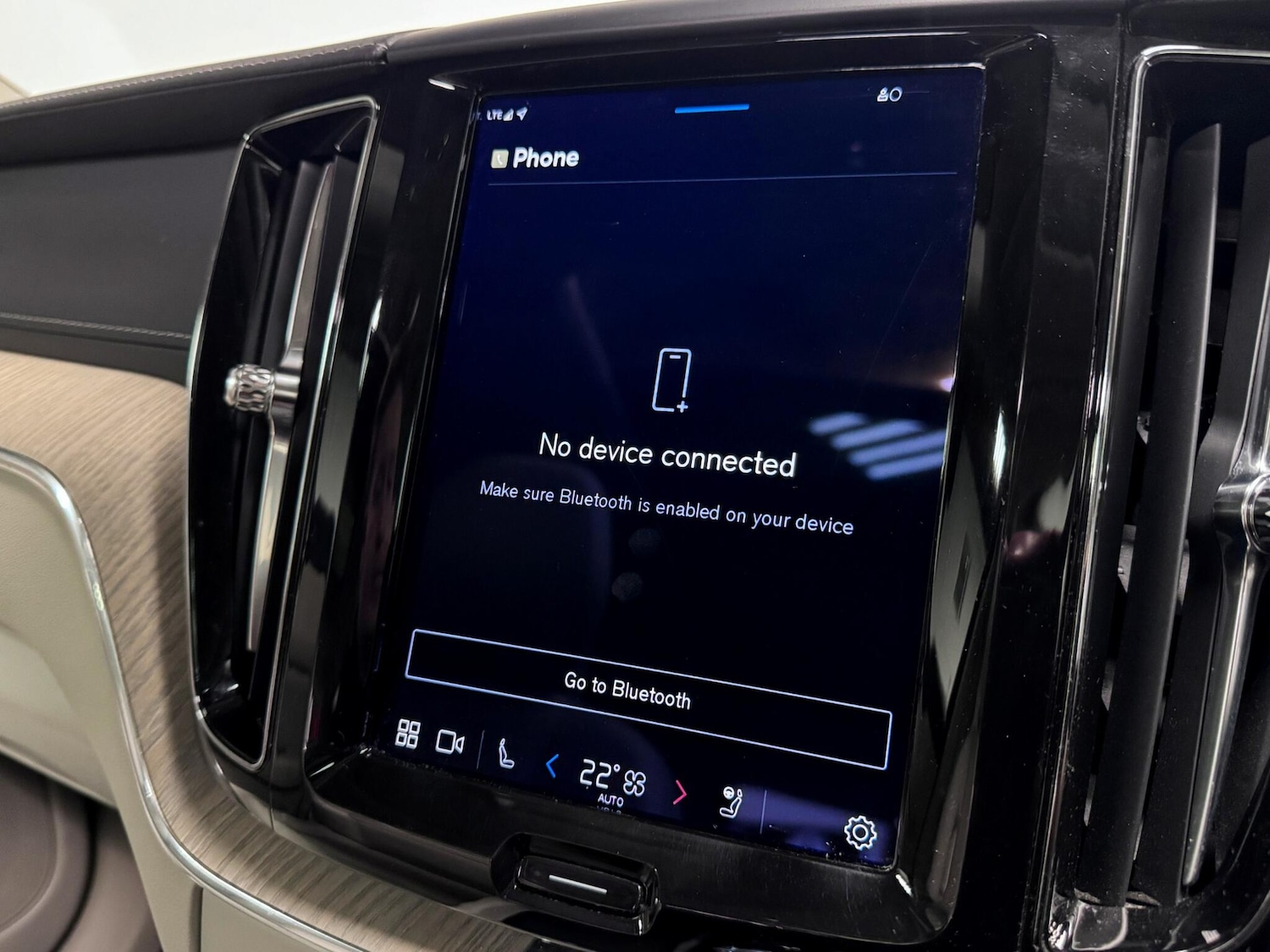 Used Volvo XC60 2022 for sale - 76912850: Photo 43