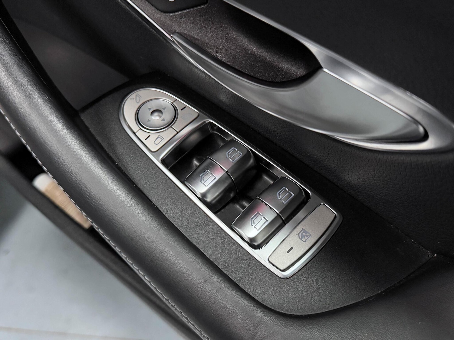 Used Mercedes-Benz E-Class 2021 for sale - 76085403: Photo 26