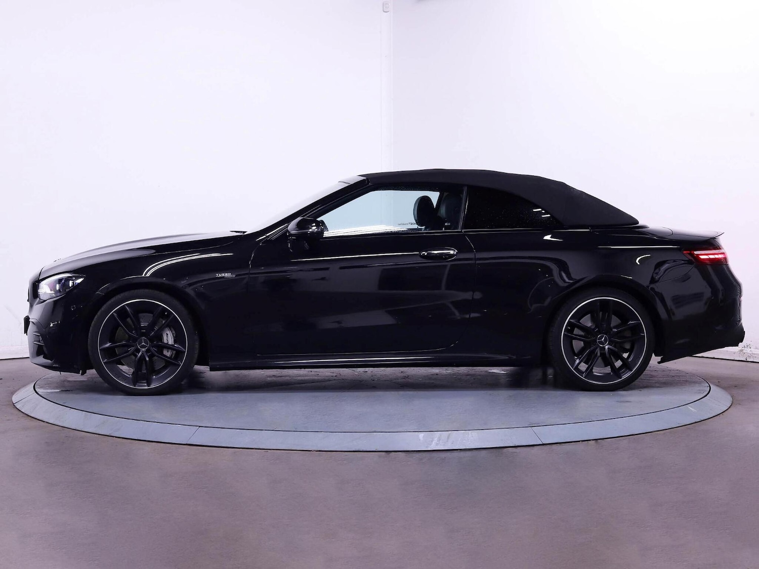 Used Mercedes-Benz E-Class 2021 for sale - 76085403: Photo 8