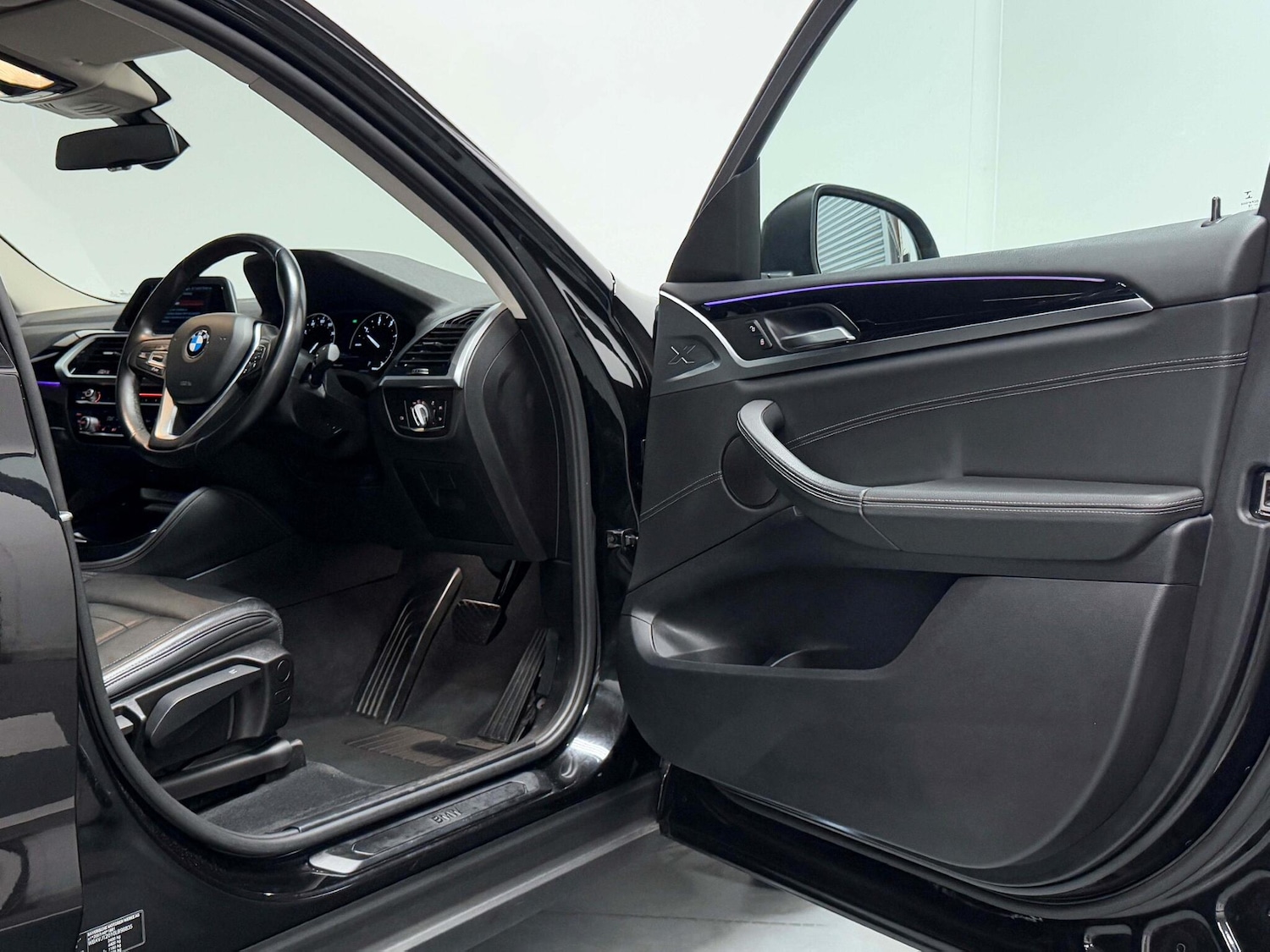 Used BMW X4 2018 for sale - 75839275: Photo 16